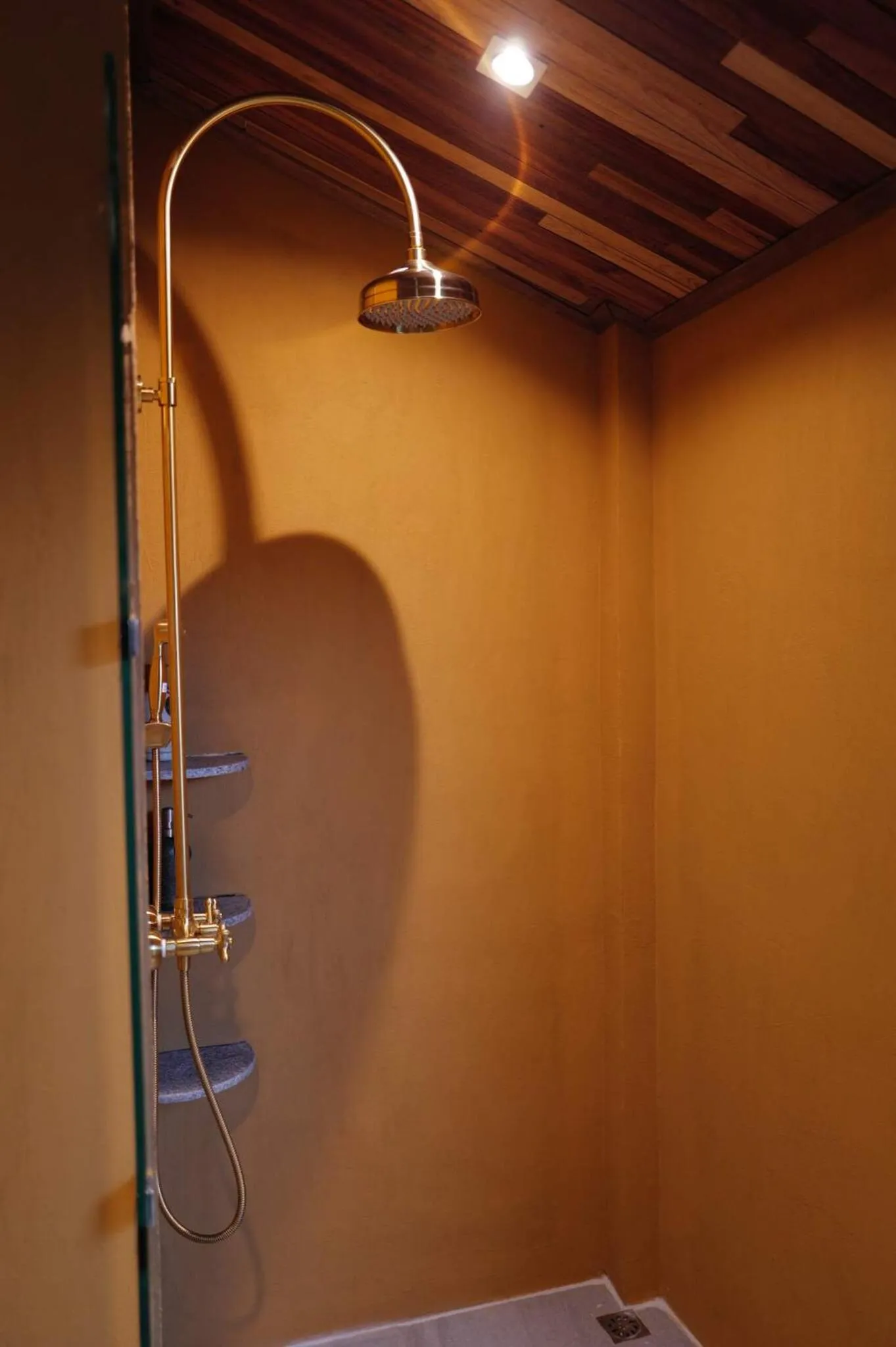 Bathroom in LA A NATU Sam Roi Yot