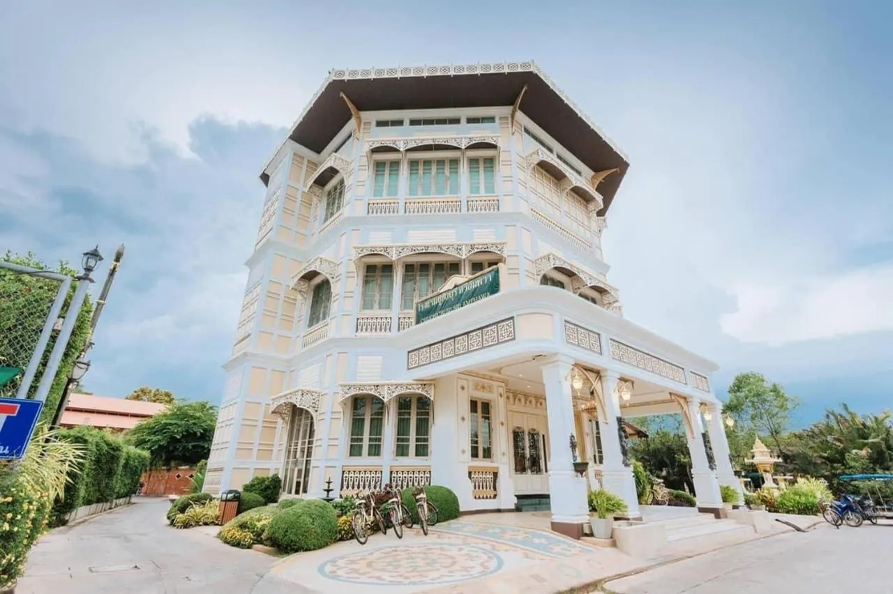 Chuchaiburi Sri Amphawa