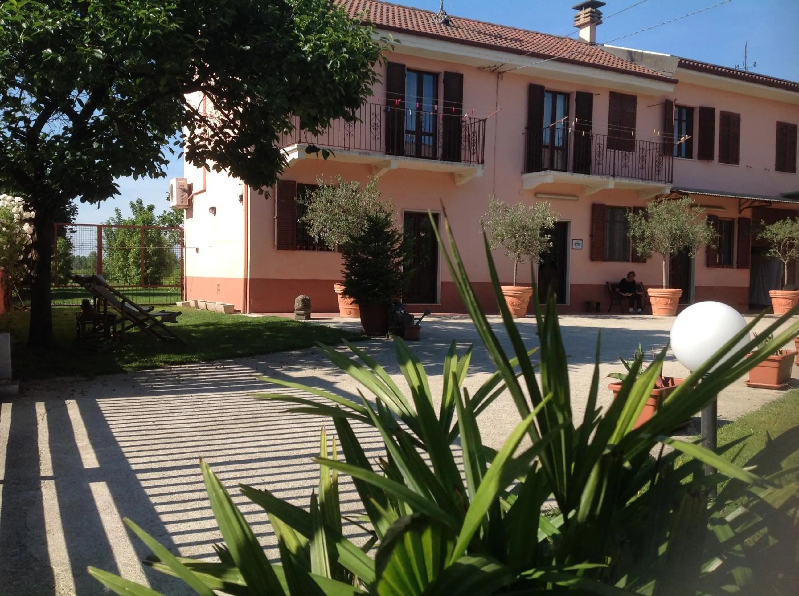 Facade/entrance in B&B La Castellana