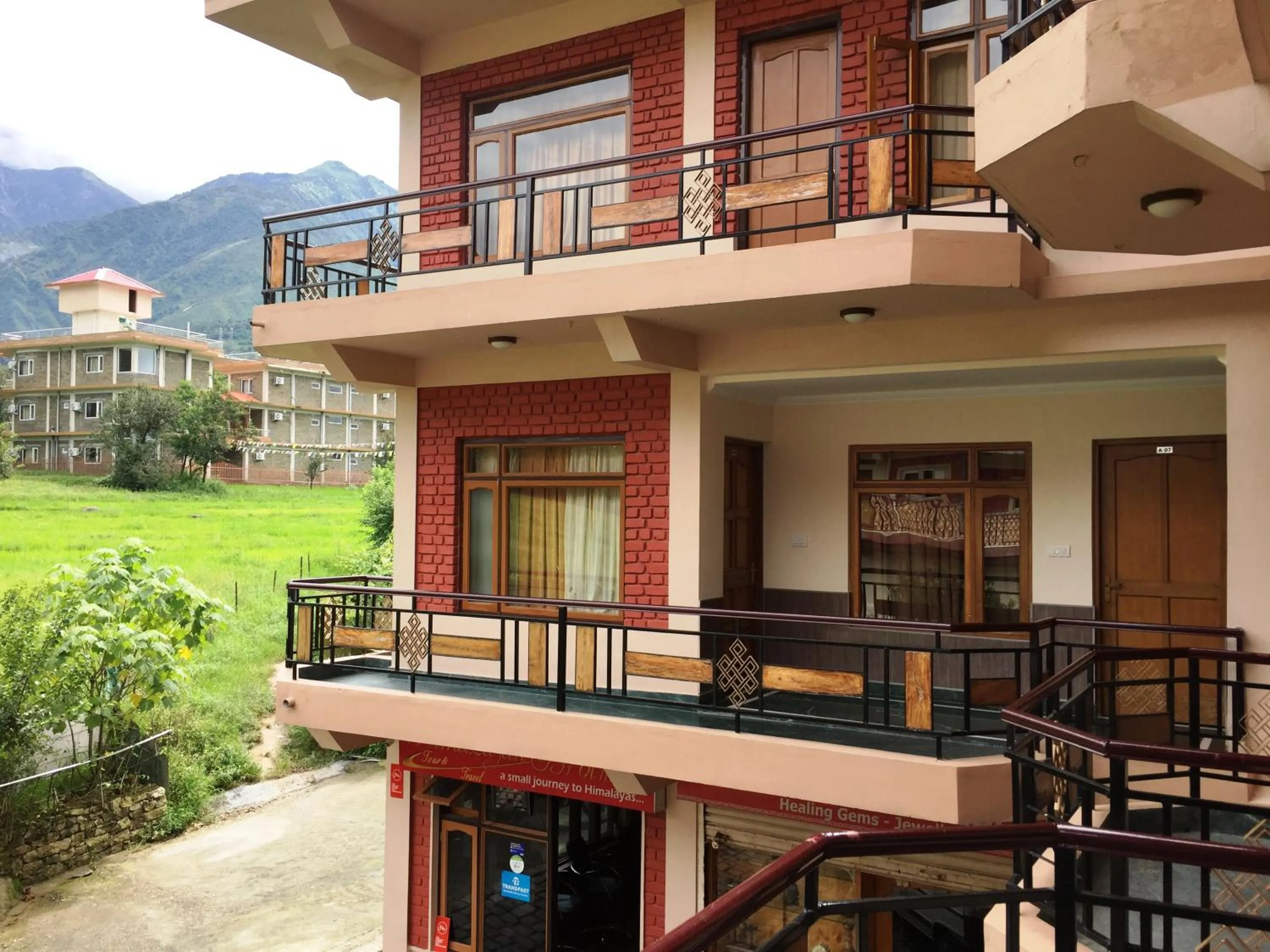 Mountain view in Hotel Samdupling Himalayan Brothers