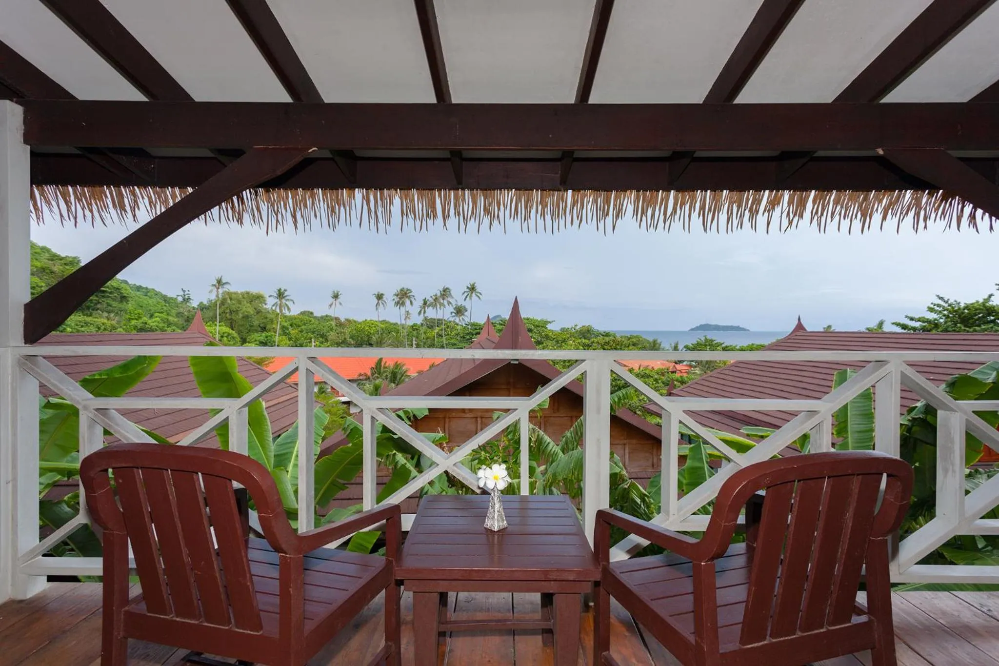 Photo of the whole room in PP Erawan Palms Resort