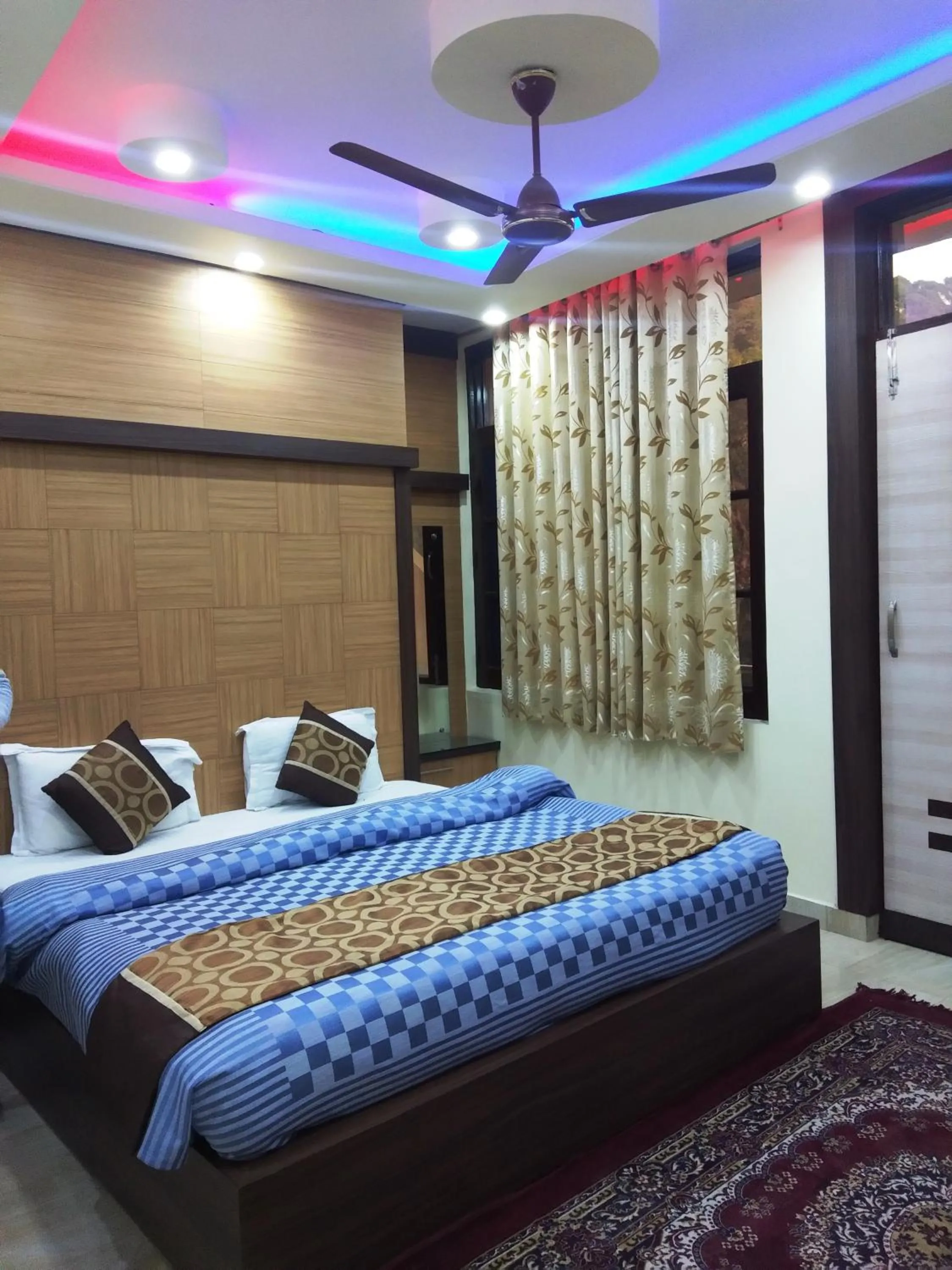 Bed in Hotel Nature's View