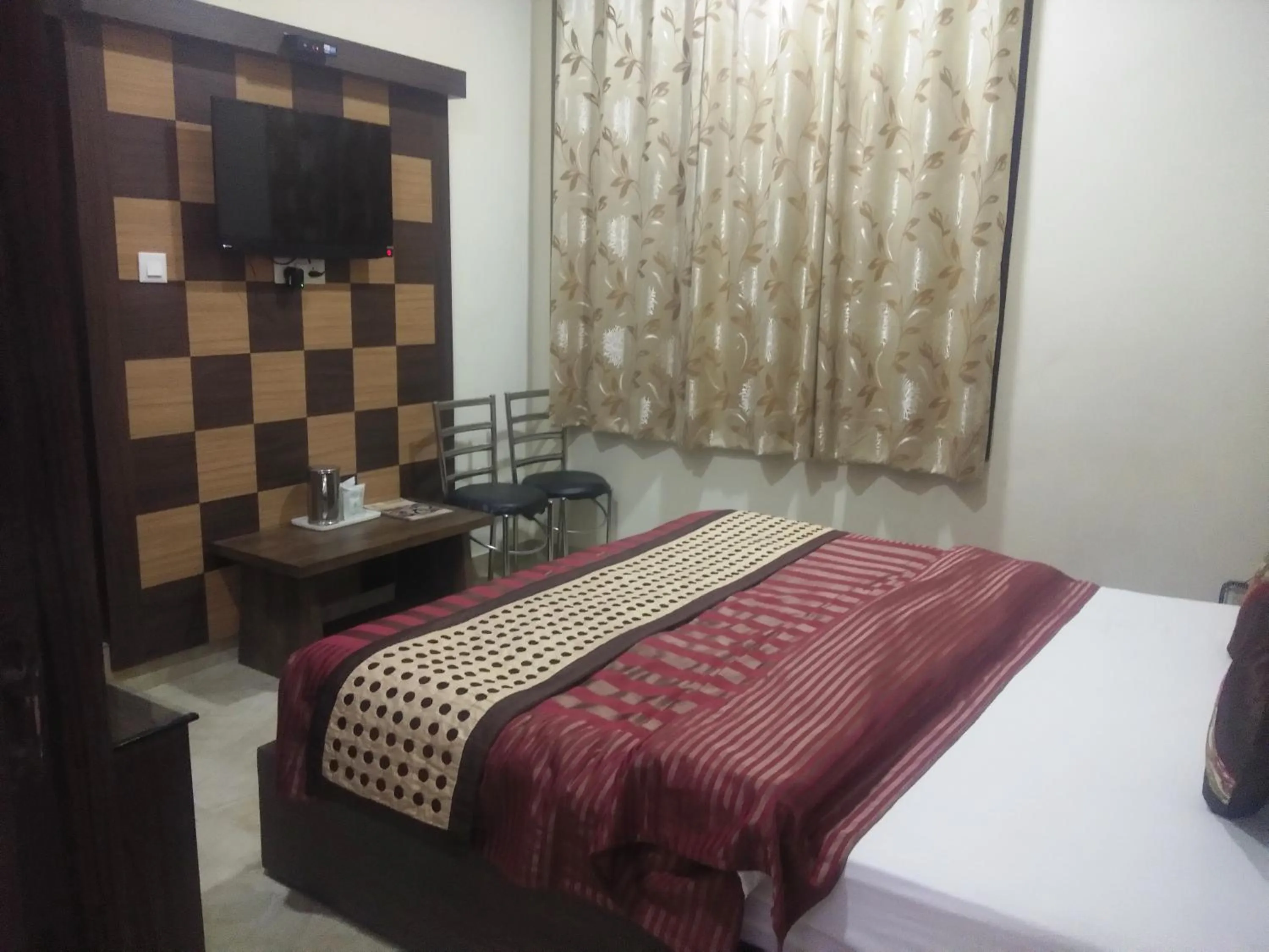 Bed in Hotel Nature's View