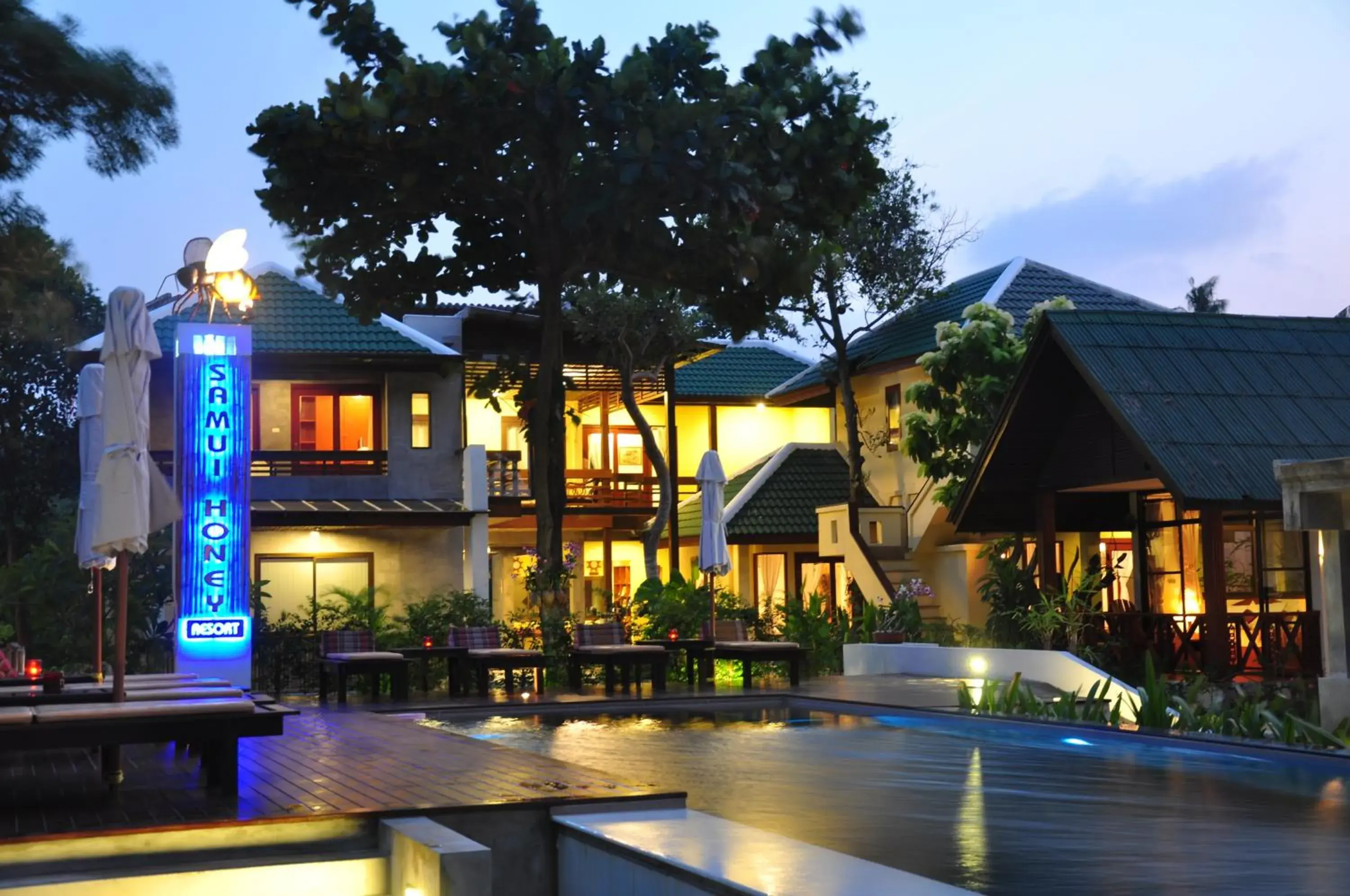 Facade/entrance in Samui Honey Cottages Beach Resort - SHA Extra Plus Facade/entrance in Samui Honey Cottages Beach Resort - SHA Extra Plus