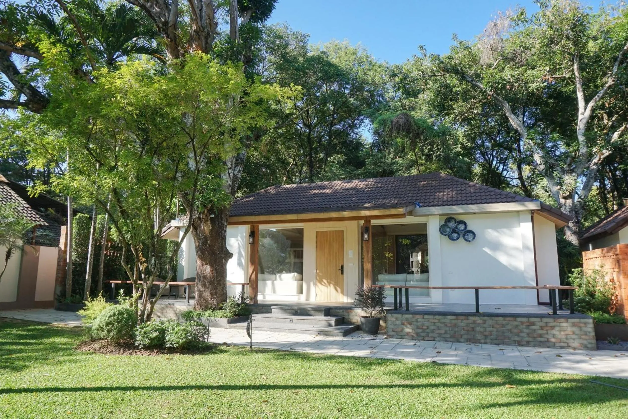 Family in Tohsang Heritage Khongjiam