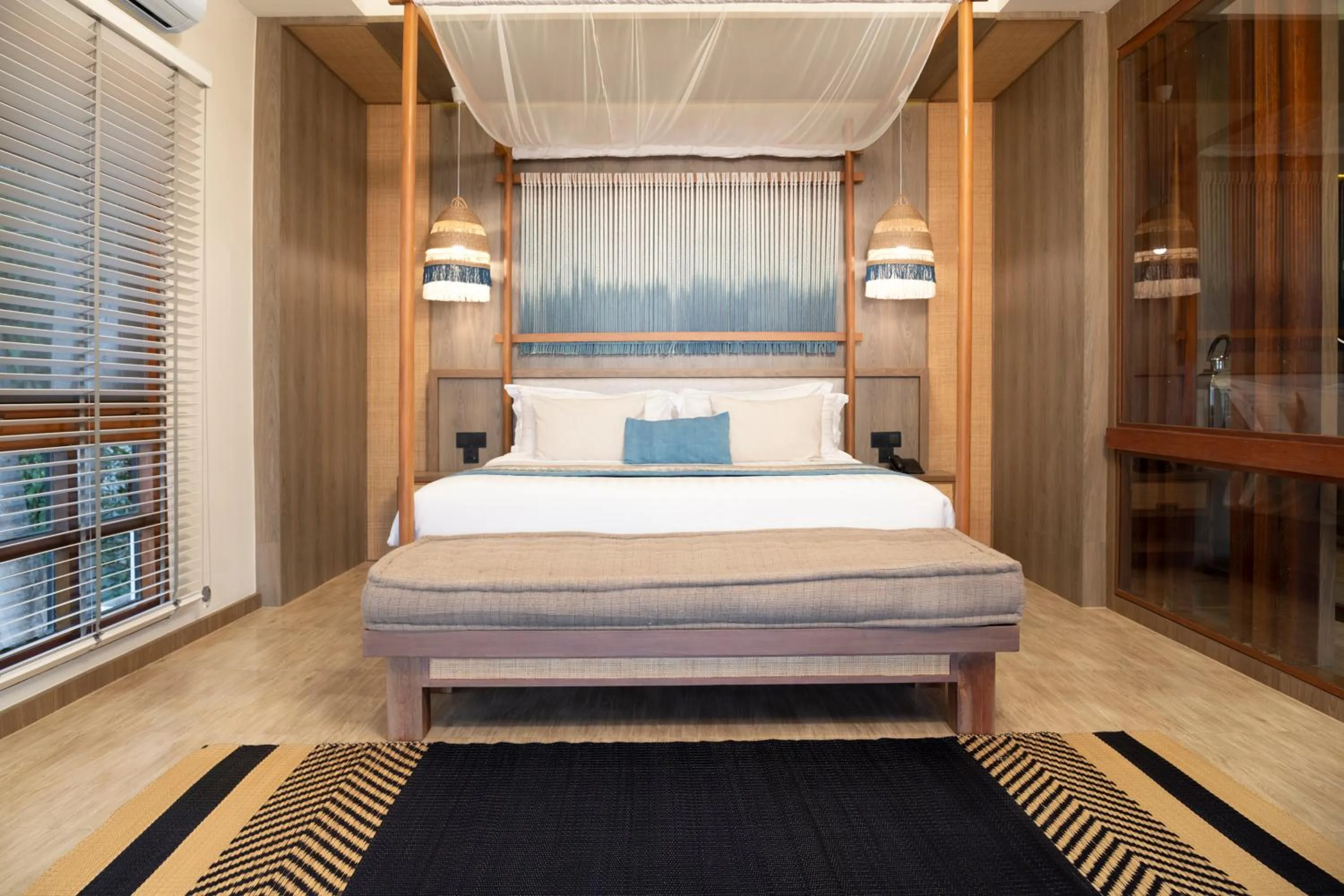 Bed in Tohsang Heritage Khongjiam