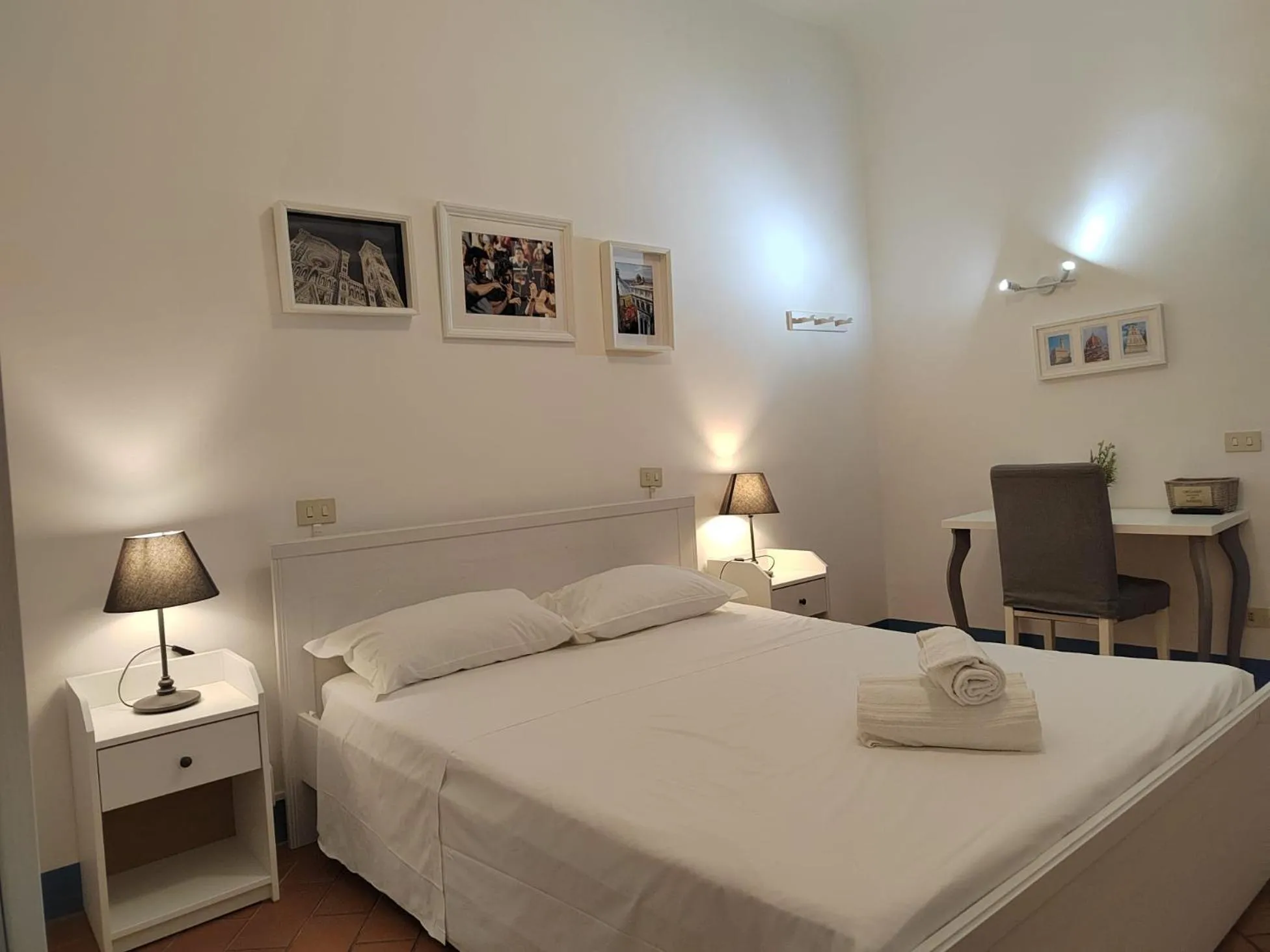 Bed in Michelangelo's Relais