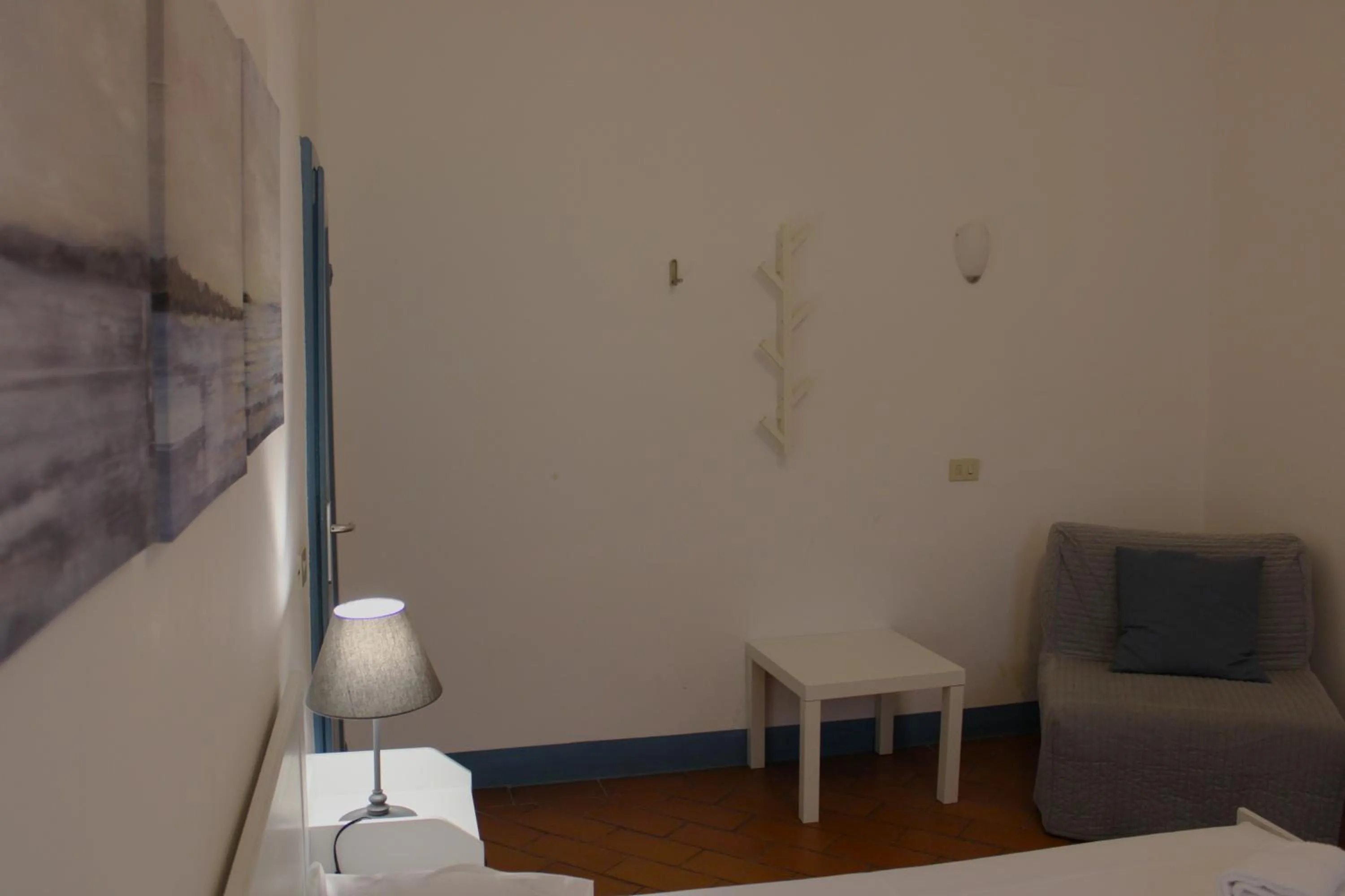 Photo of the whole room, Bed in Michelangelo's Relais