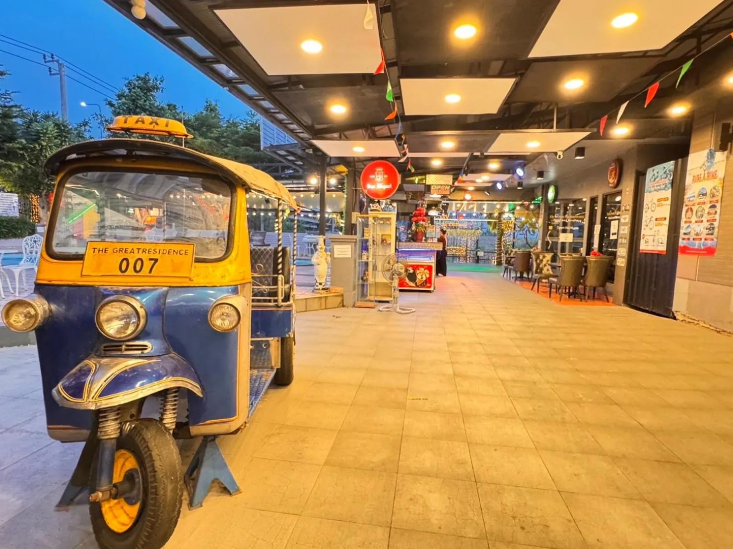 Restaurant/places to eat in The Great Residence Suvarnabhumi Airport