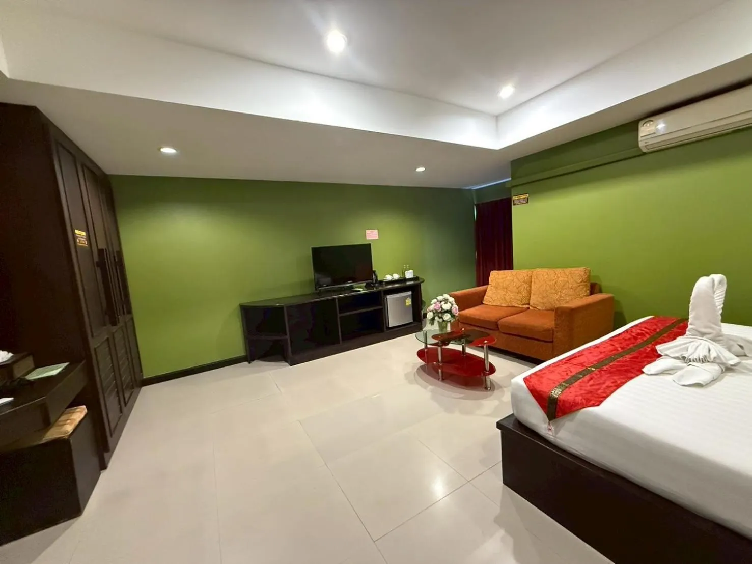 Bedroom, Bed in The Great Residence Suvarnabhumi Airport