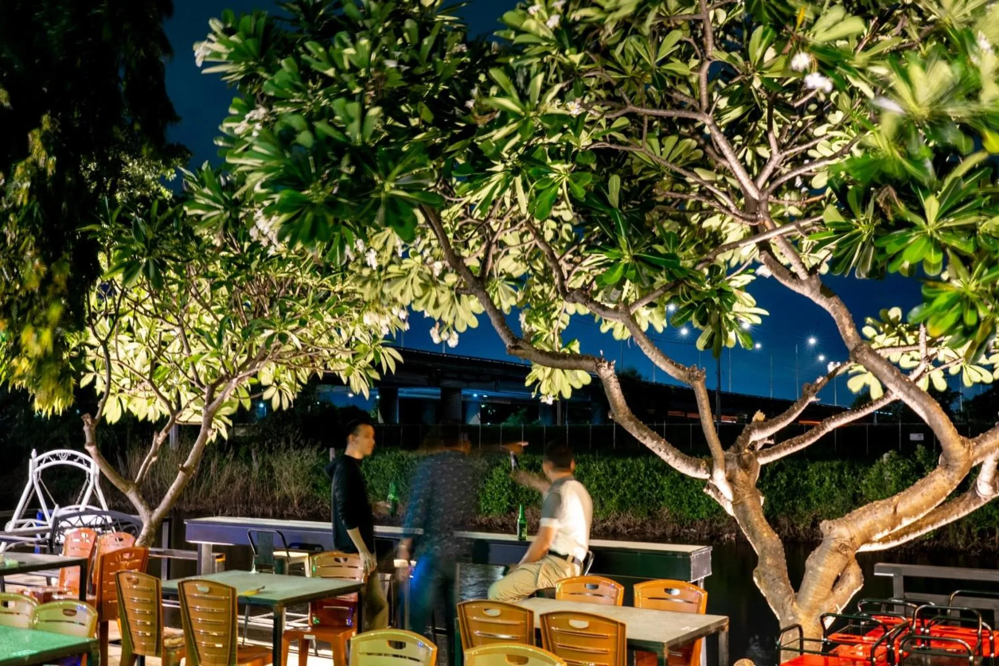 Dining area in The Great Residence Suvarnabhumi Airport