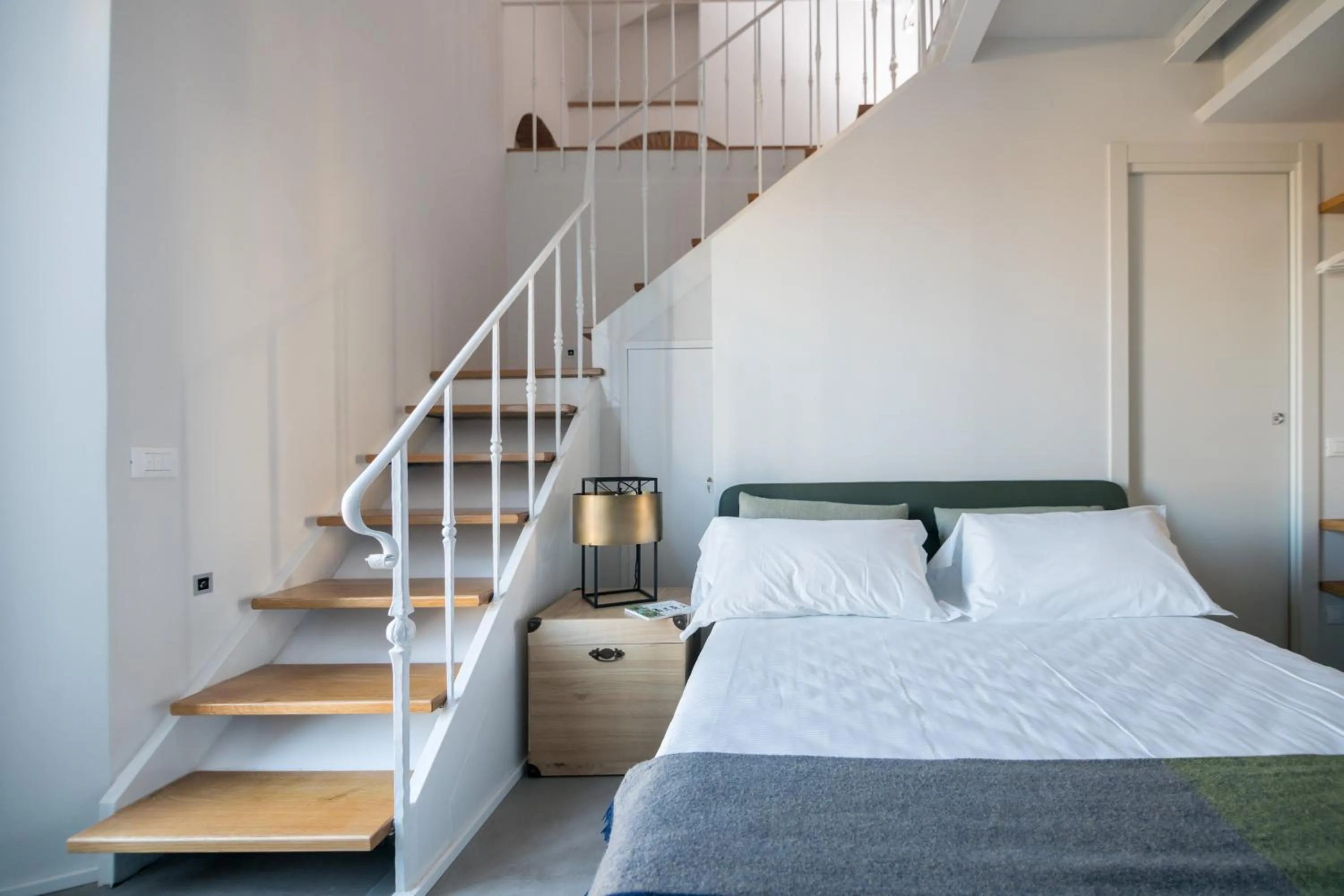 Photo of the whole room, Bed in Relais Luce Florence