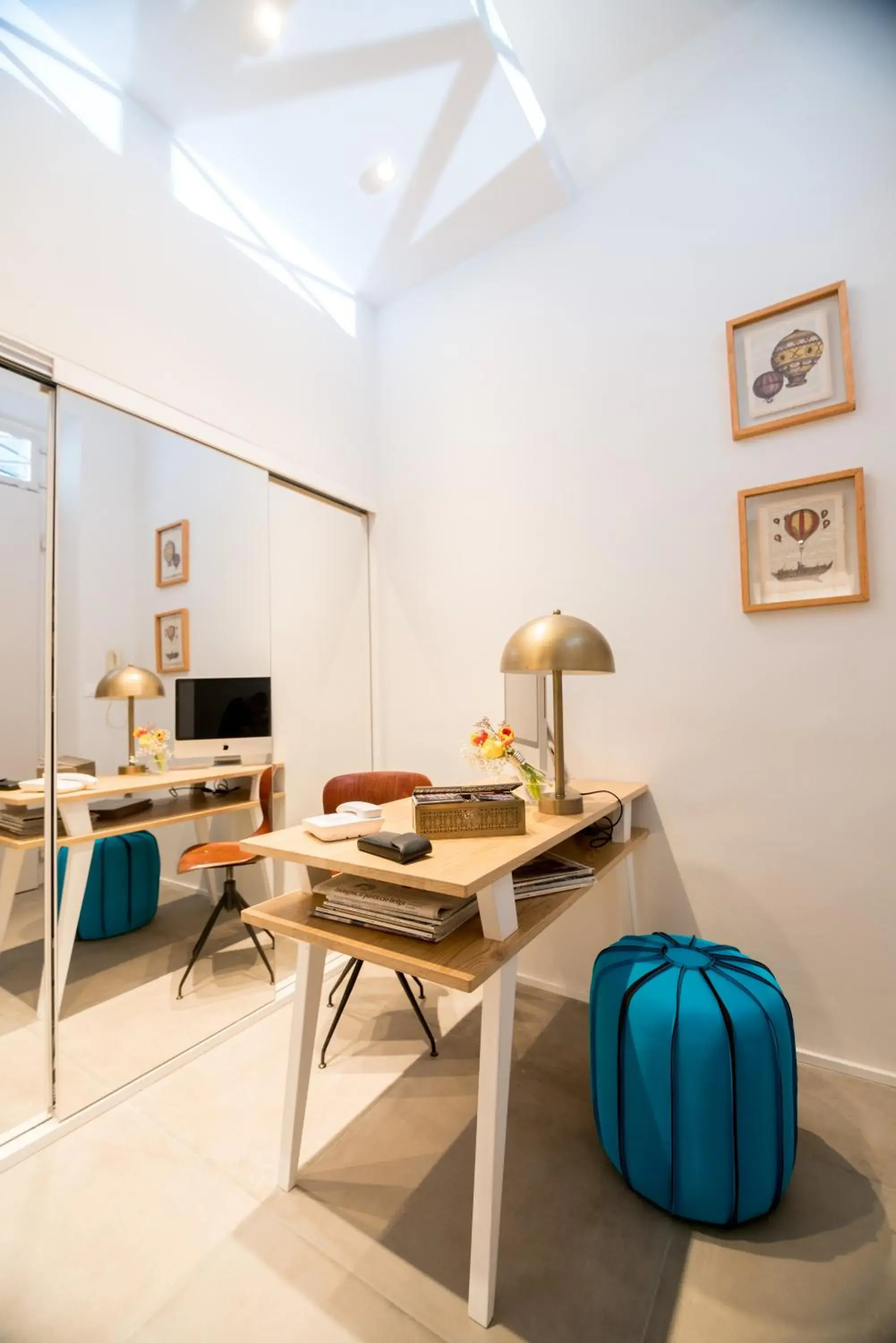 Lobby or reception in Relais Luce Florence Lobby or reception in Relais Luce Florence