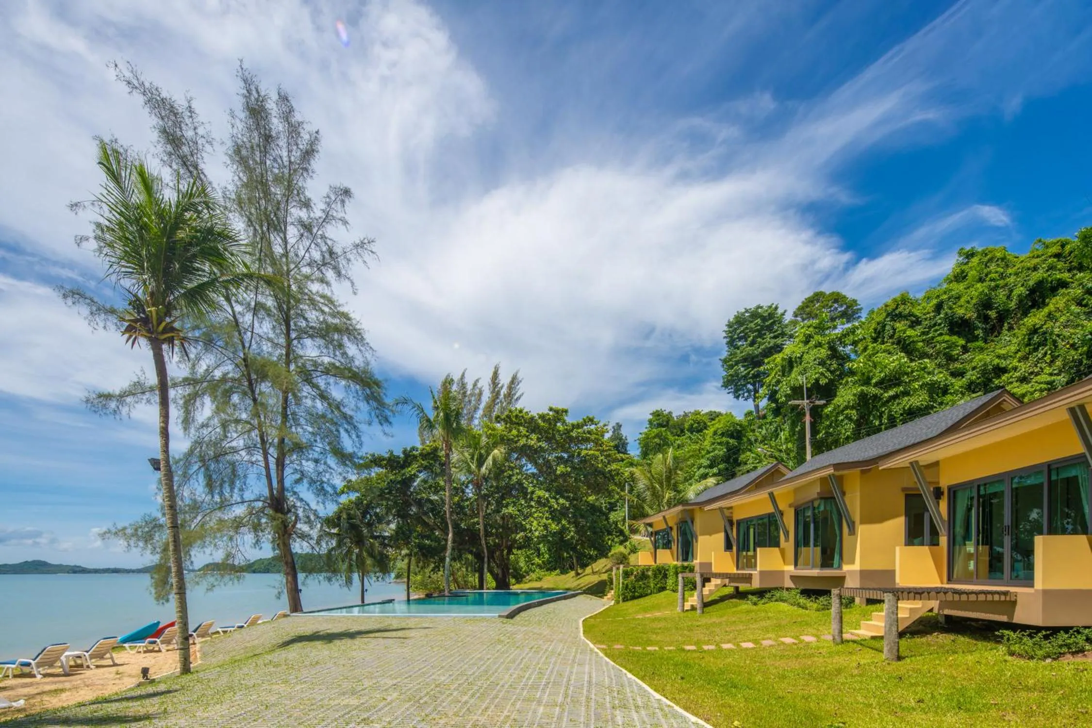 Property building in Supalai Scenic Bay Resort And Spa, SHA Extra Plus
