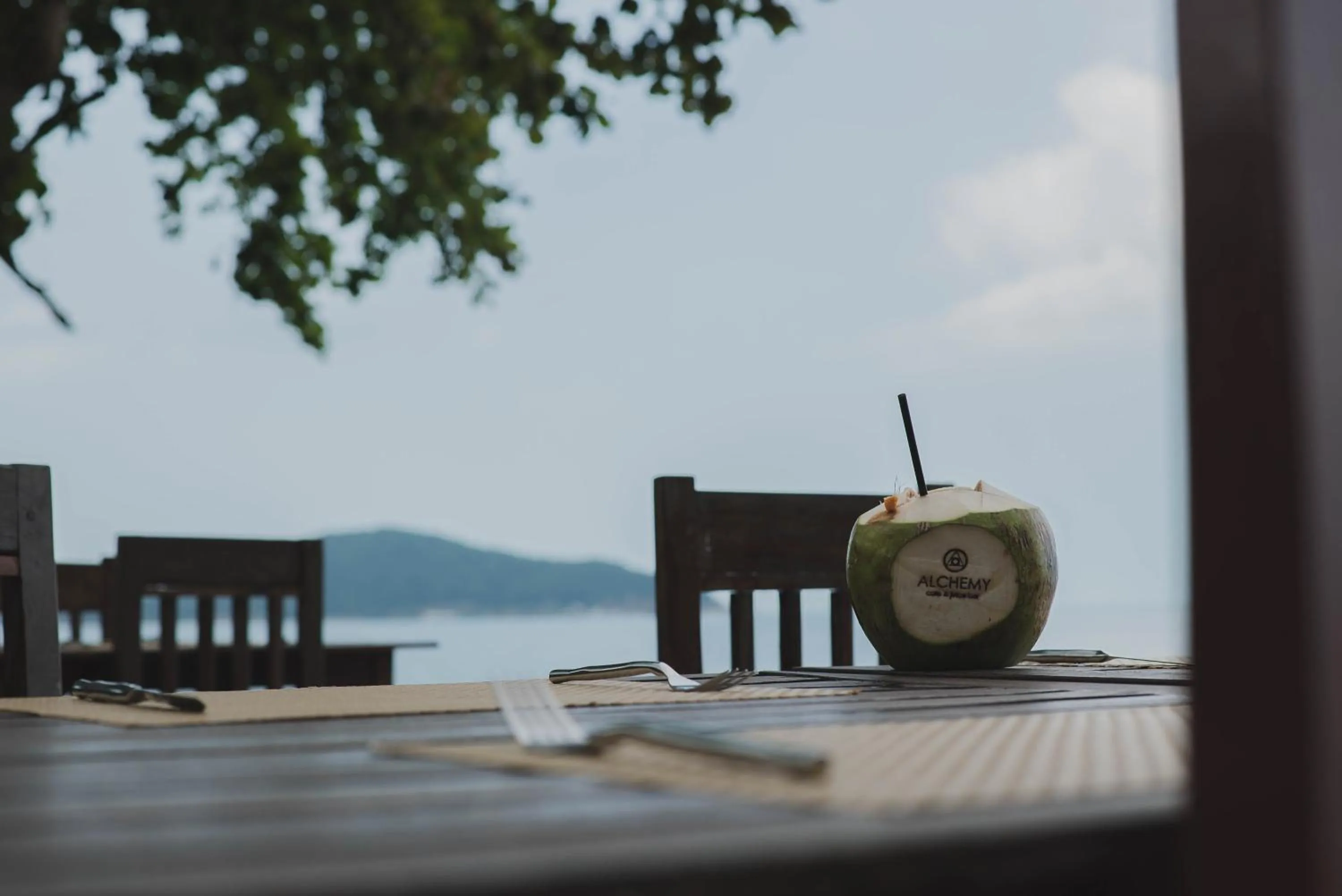 Restaurant/places to eat in Anahata Resort