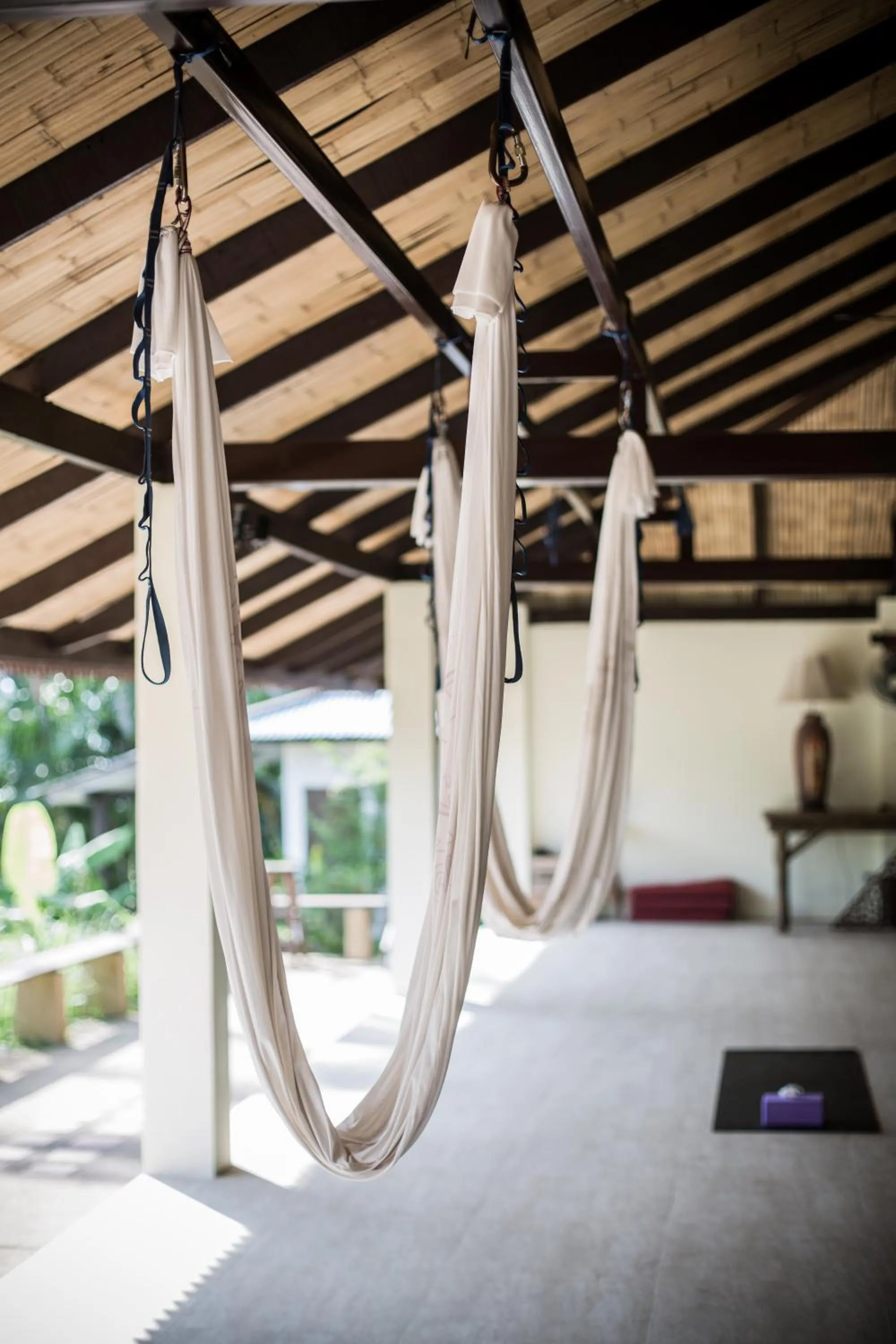 Communal lounge/ TV room, Bed in Anahata Resort