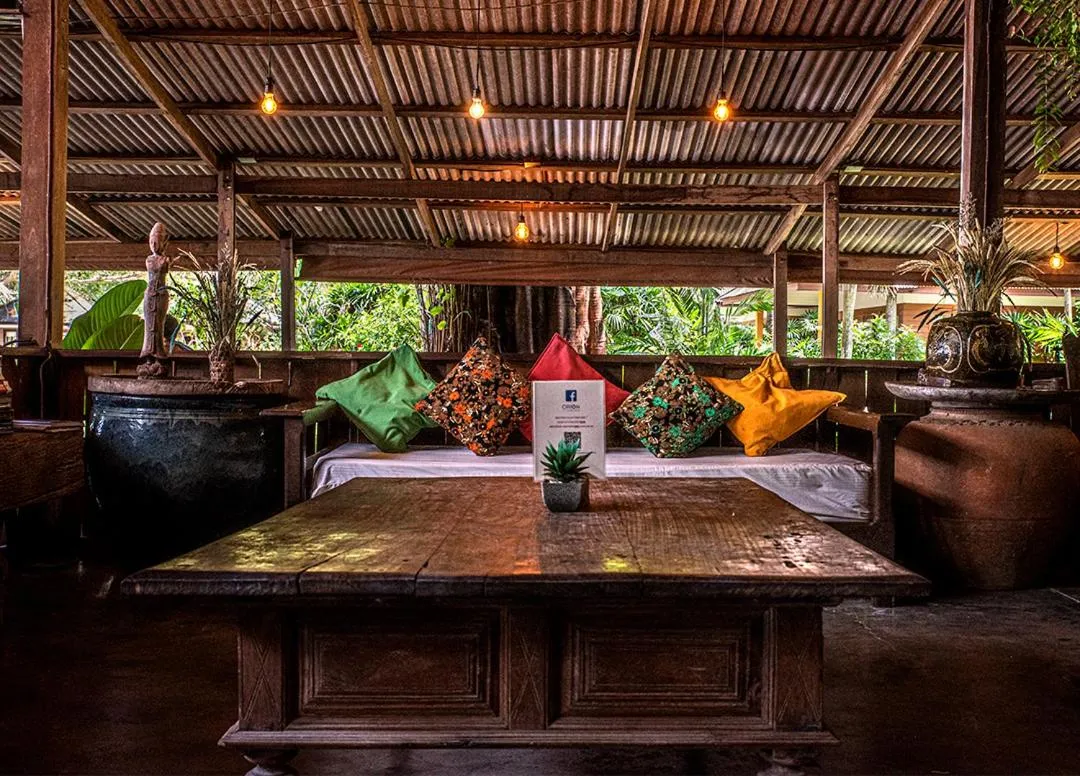 Restaurant/places to eat in Anahata Resort