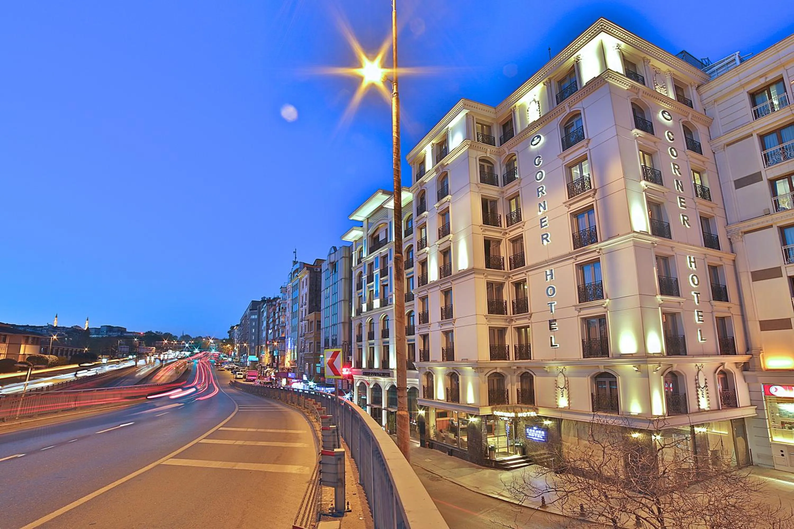 Facade/entrance in Corner Hotel Laleli