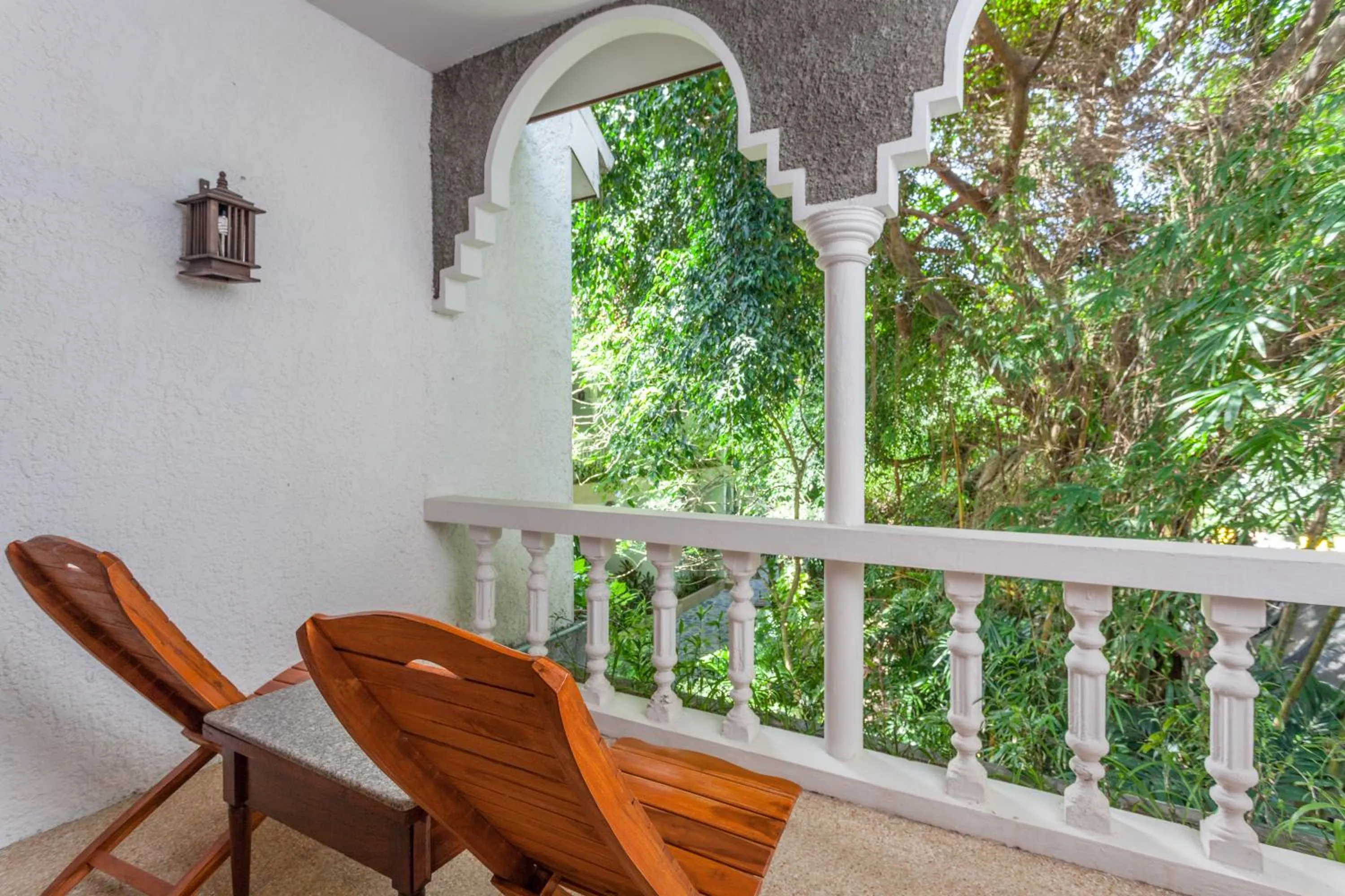 Balcony/Terrace in Tropica Bungalow Beach Hotel