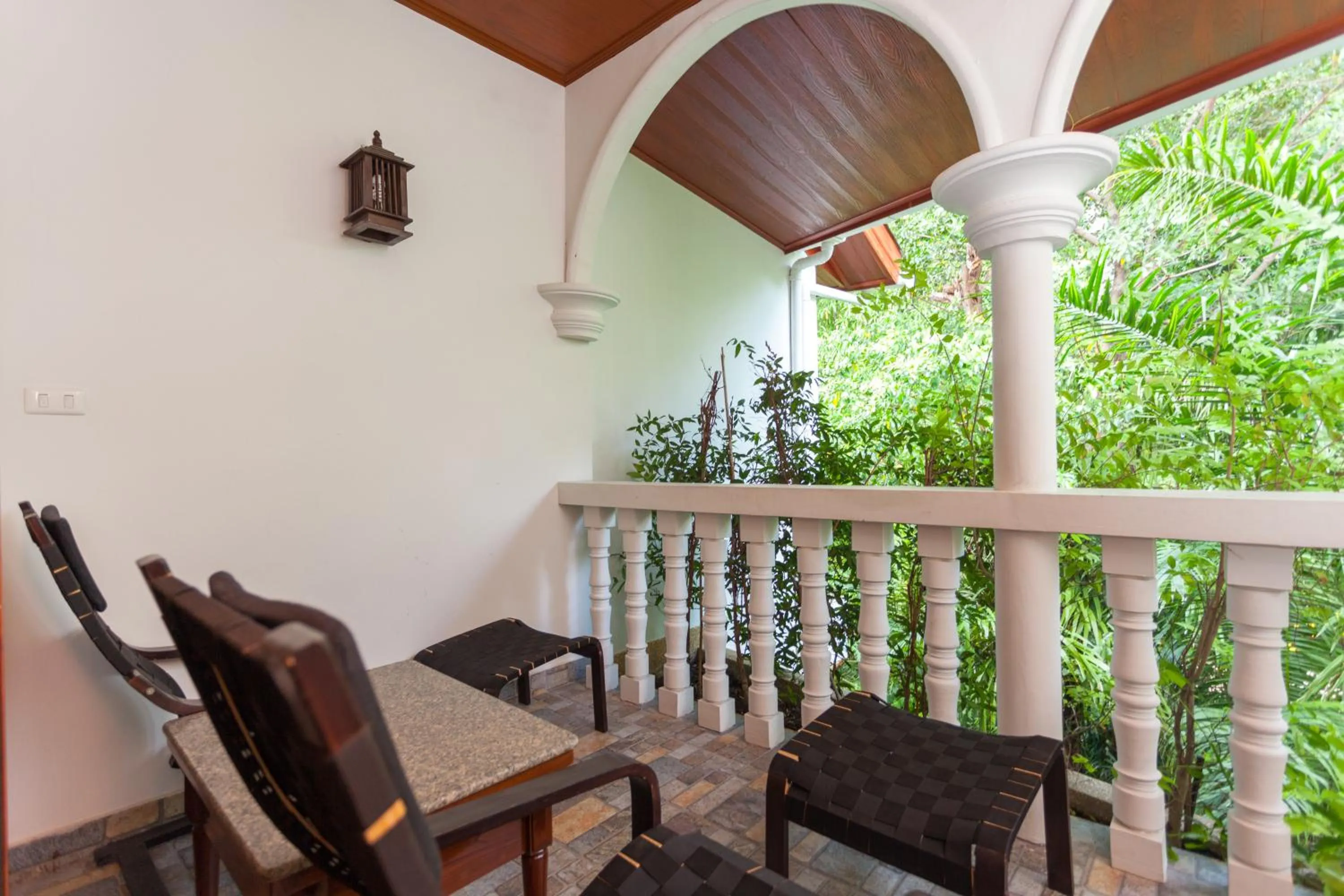 Balcony/Terrace in Tropica Bungalow Beach Hotel