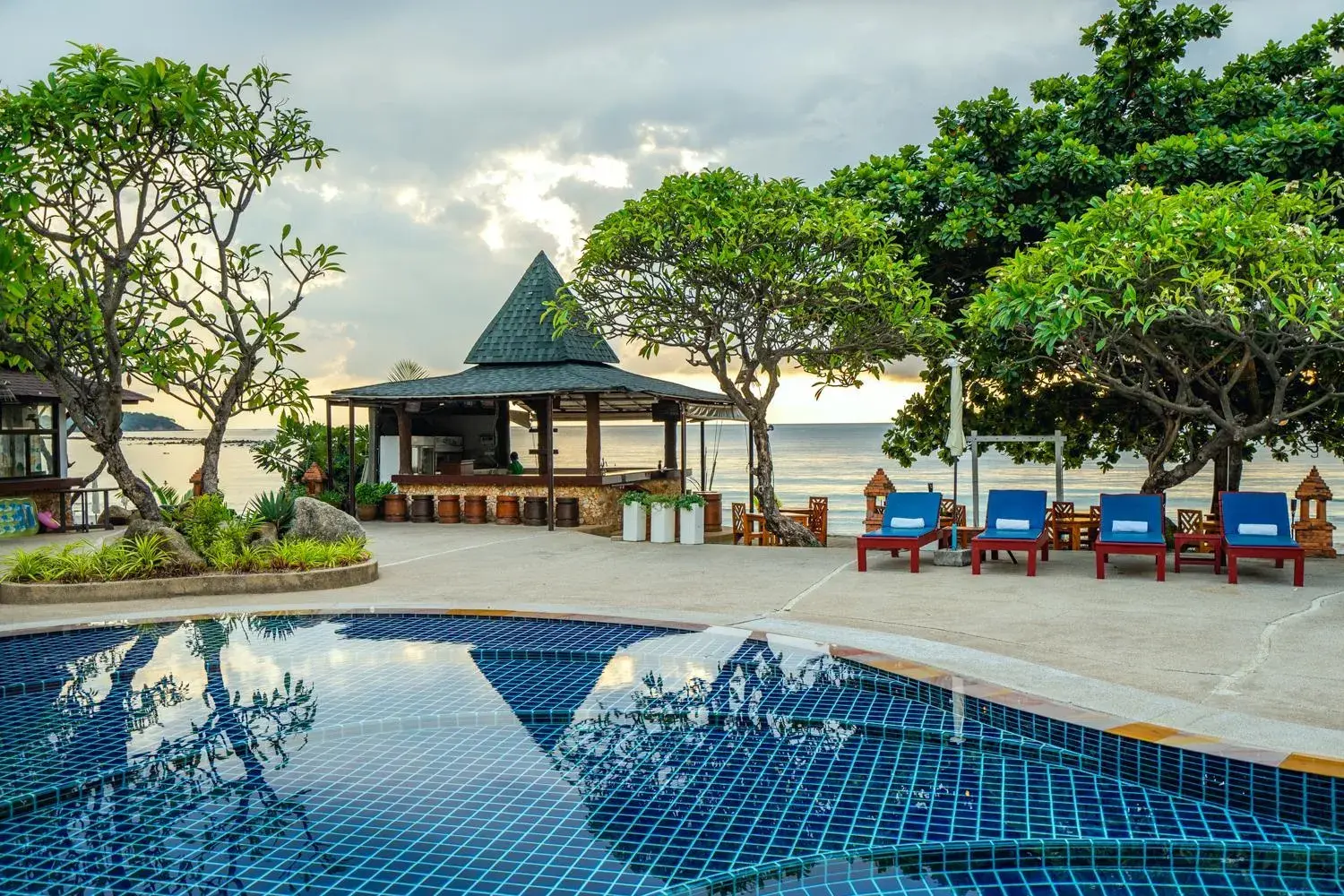 Lounge or bar in Chaweng Buri Resort Lounge or bar in Chaweng Buri Resort