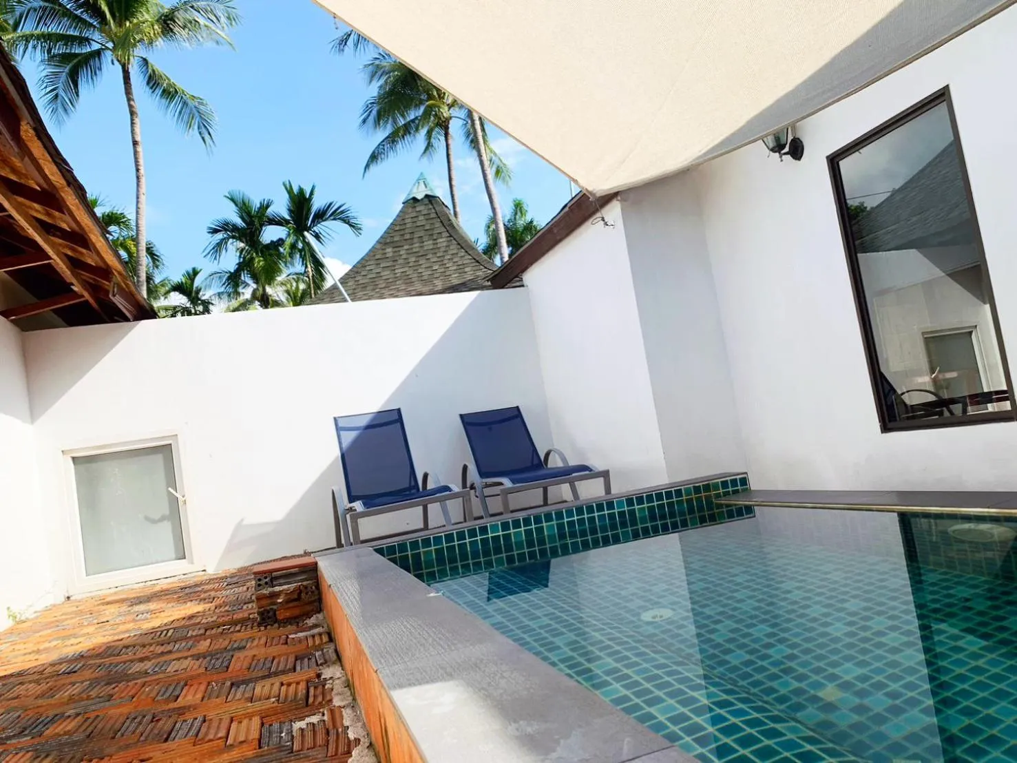 Swimming pool in Chaweng Buri Resort