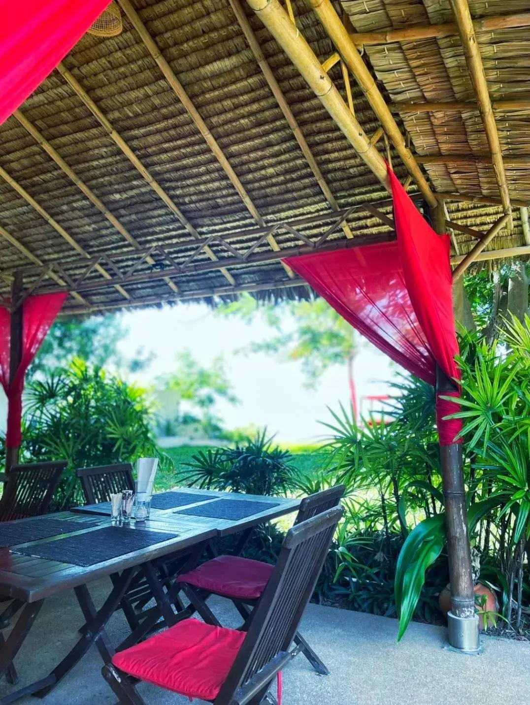 Restaurant/places to eat in Beach Republic Koh Samui Restaurant/places to eat in Beach Republic Koh Samui