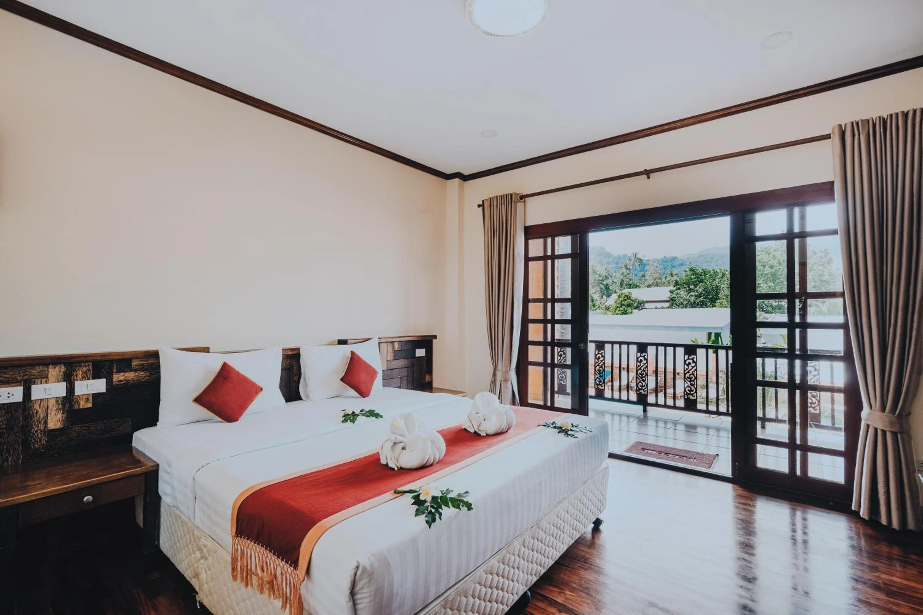 View (from property/room), Bed in Havana Beach Resort Phangan