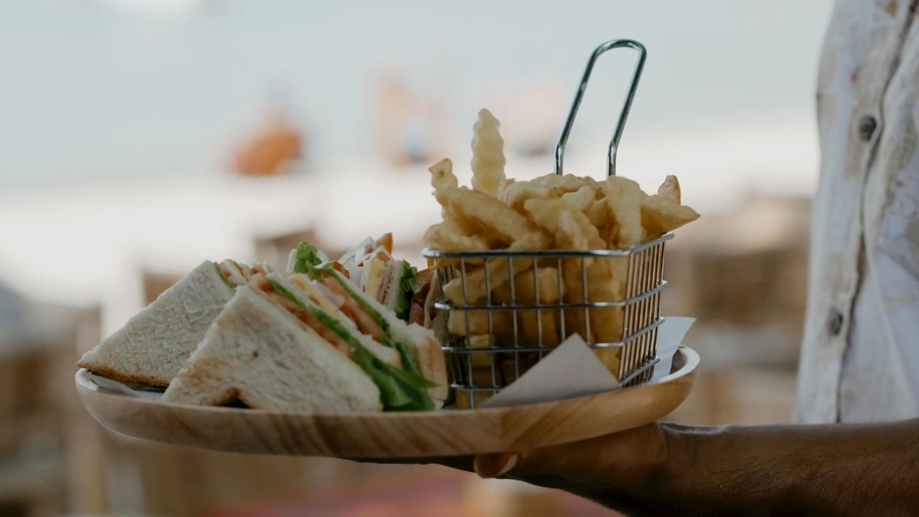 Food and drinks in Havana Beach Resort Phangan