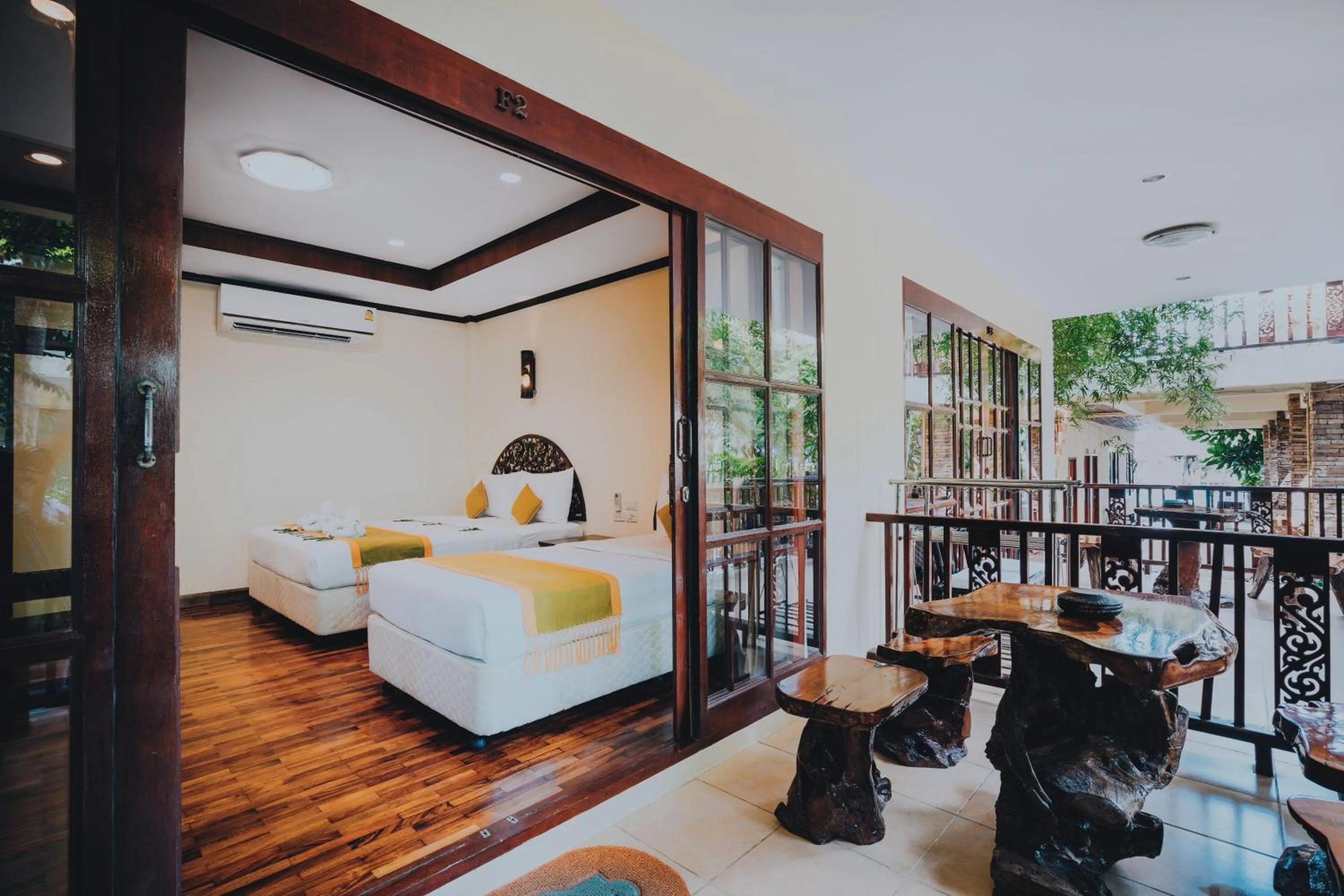 Balcony/Terrace, Bed in Havana Beach Resort Phangan