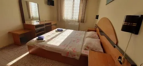 Family Hotel California - Varna