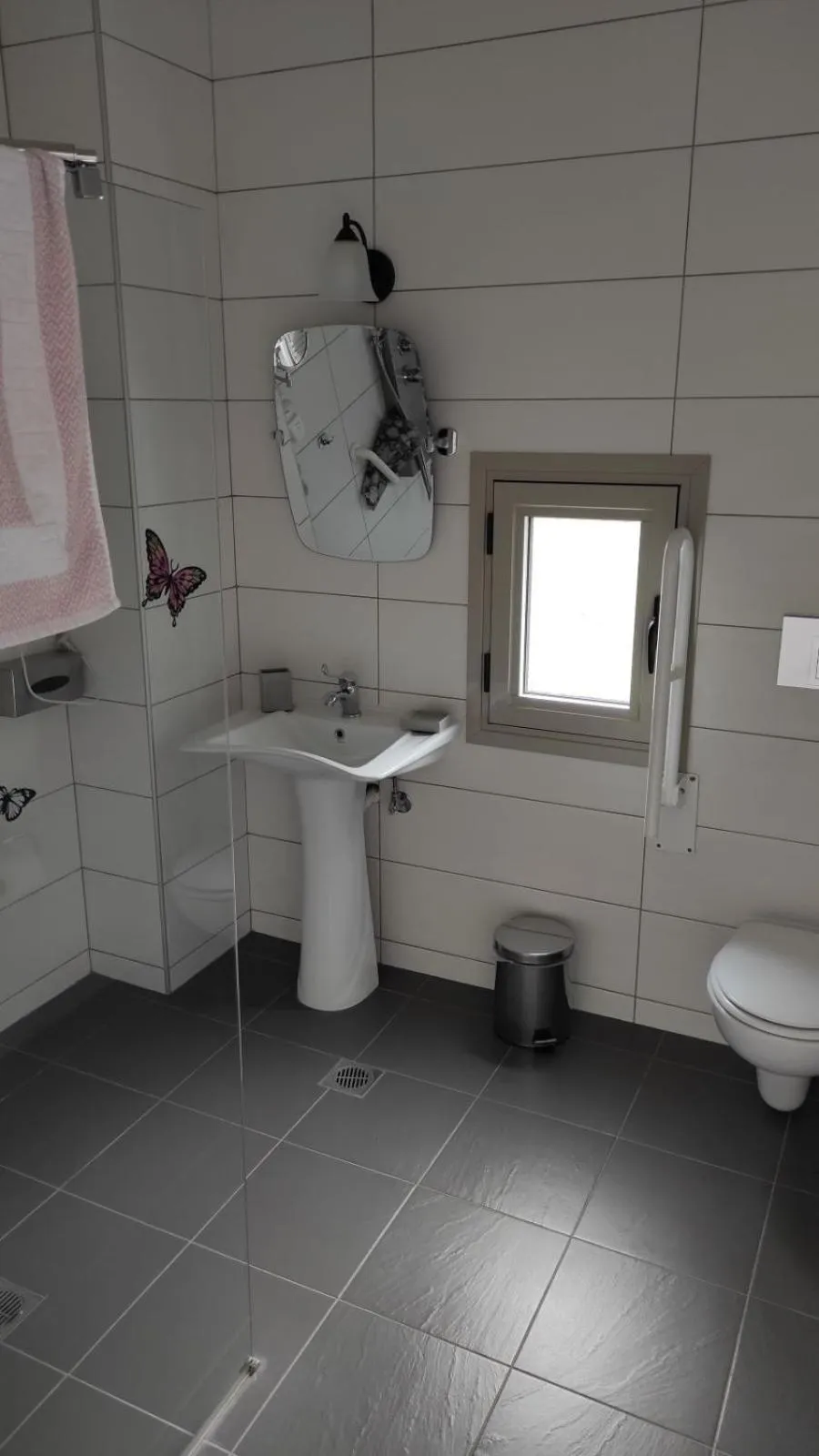 Socrates Organic Village - Wild Olive