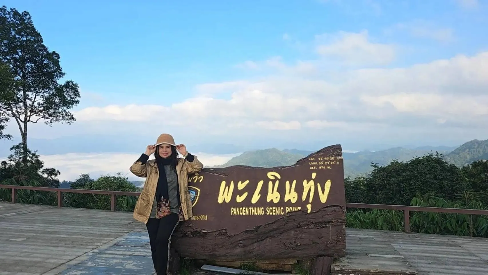 Activities in Kaengkrachan Boathouse Paradise Resort