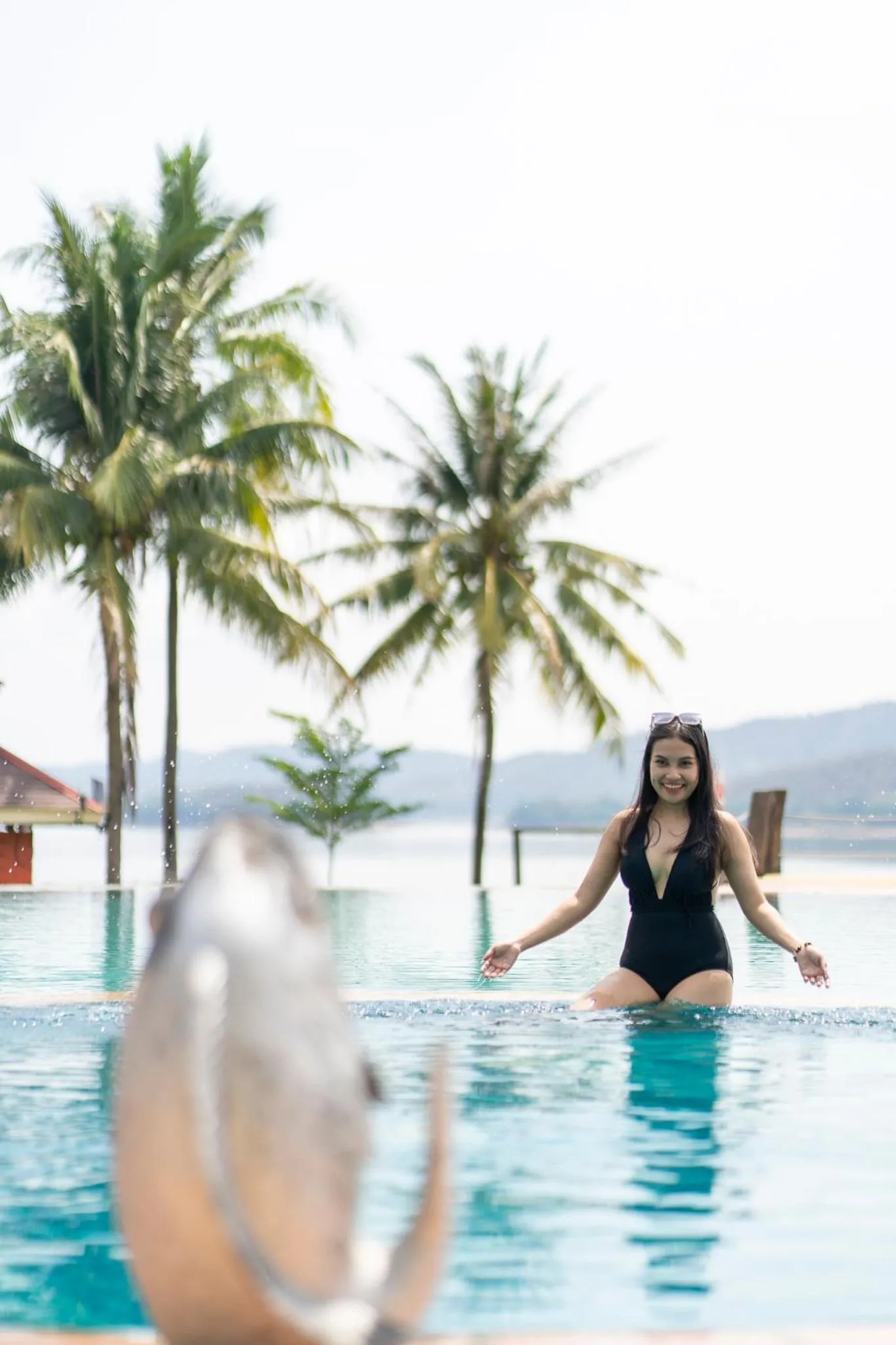 Swimming pool in Kaengkrachan Boathouse Paradise Resort