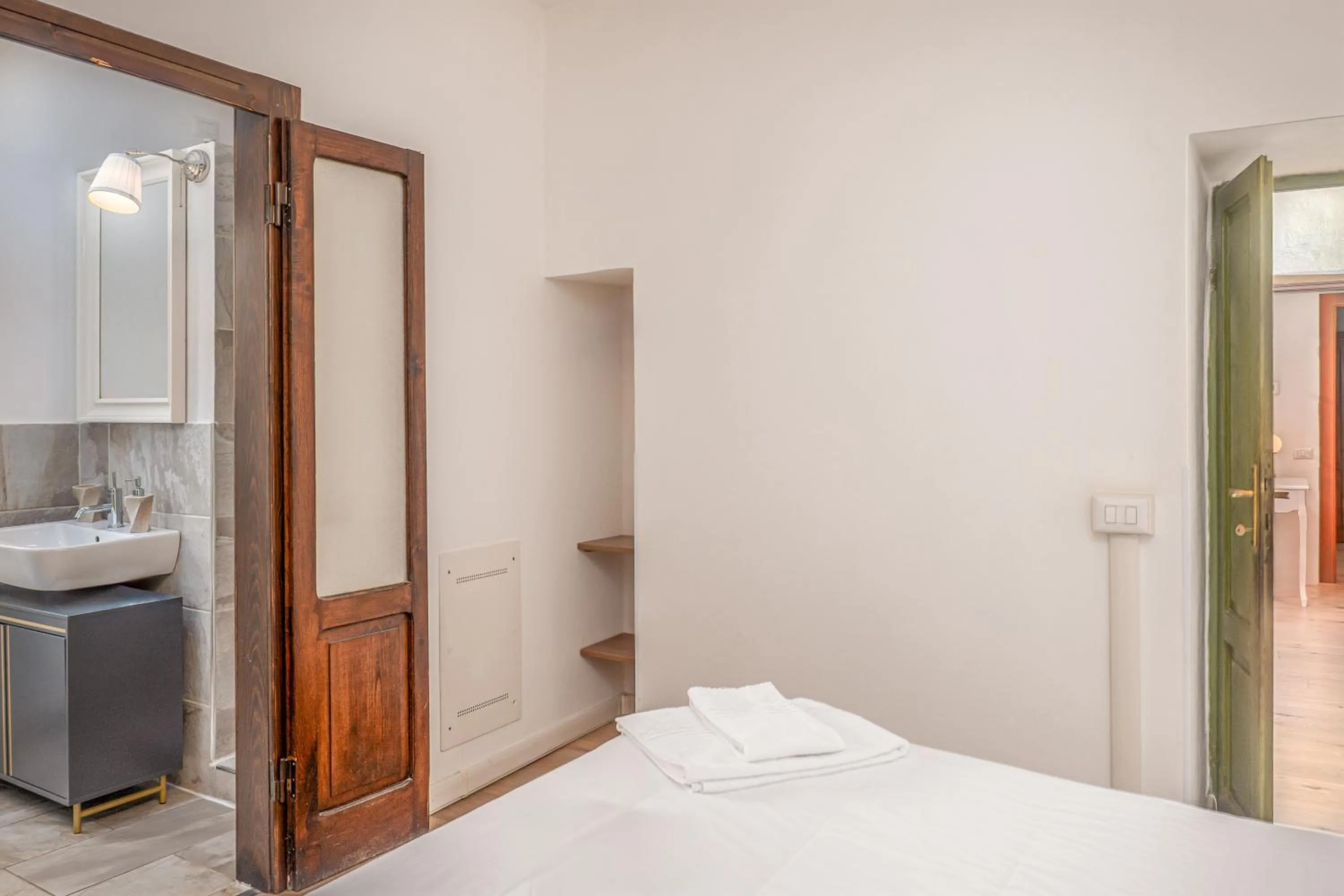 Bedroom, Bed in Essentia Guest House