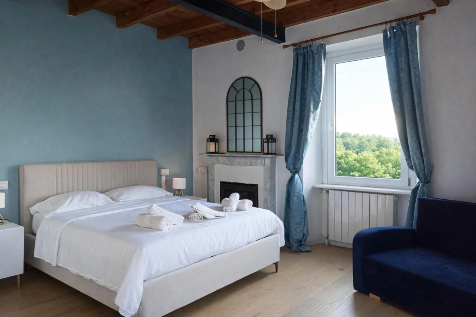 Bedroom, Bed in Essentia Guest House