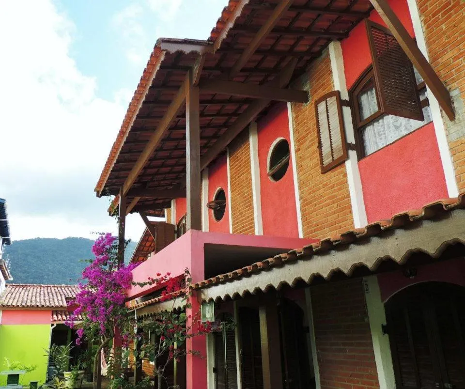 Property building in Chale Colonial