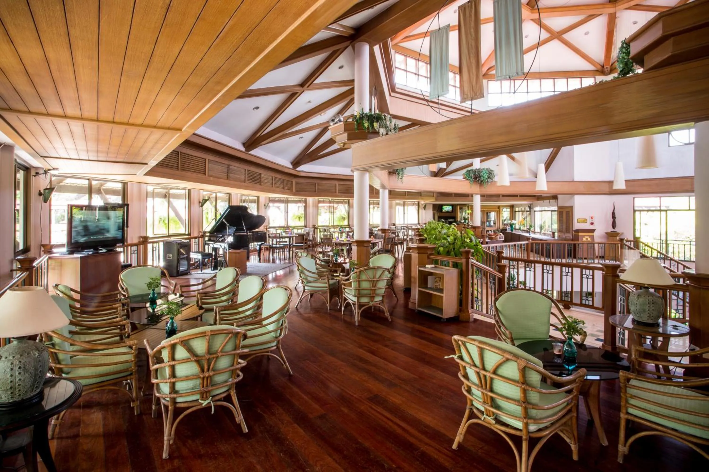 Communal lounge/ TV room in Maneechan Resort - SHA Extra Plus