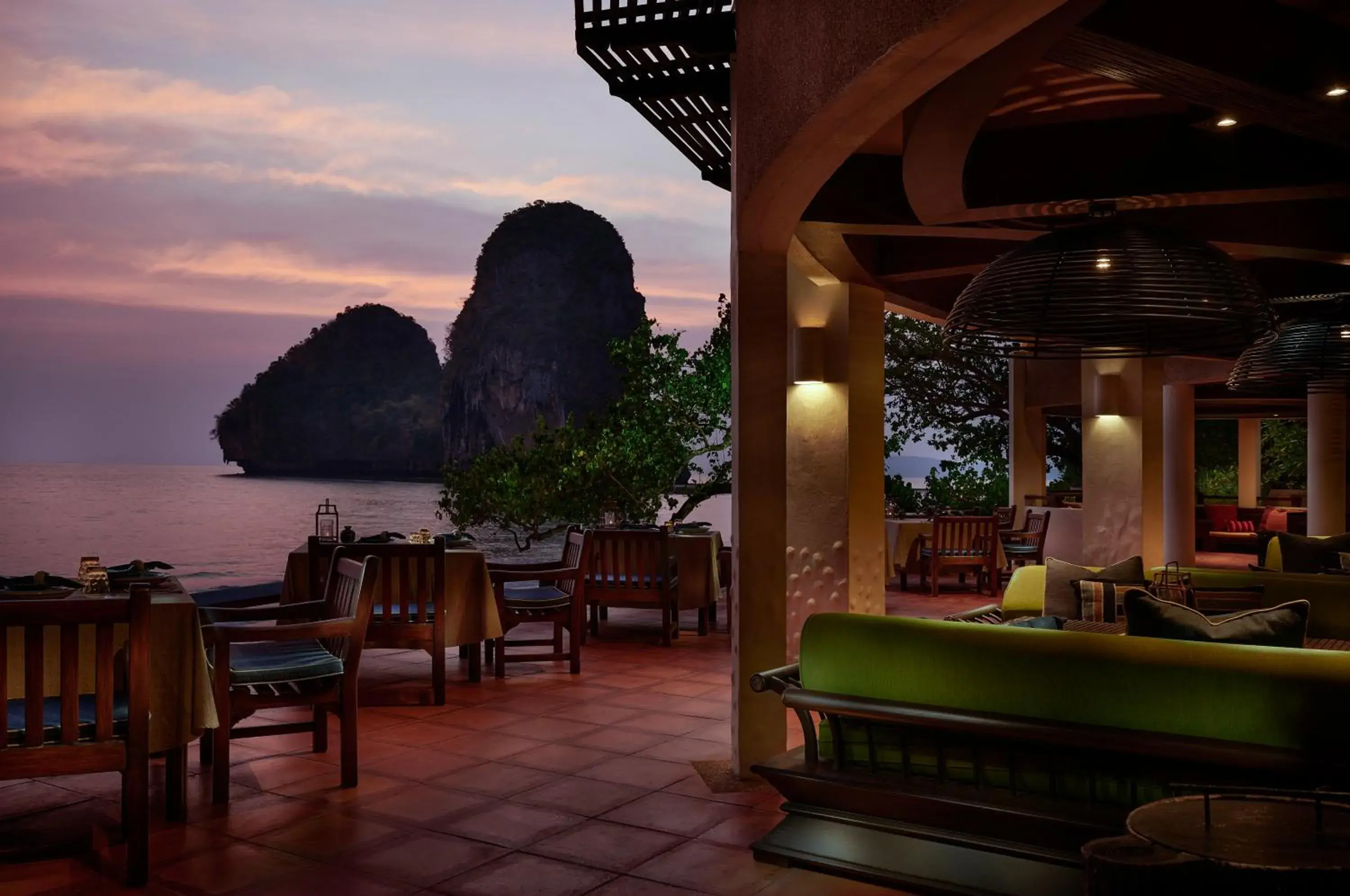 Restaurant/places to eat in Rayavadee Restaurant/places to eat in Rayavadee