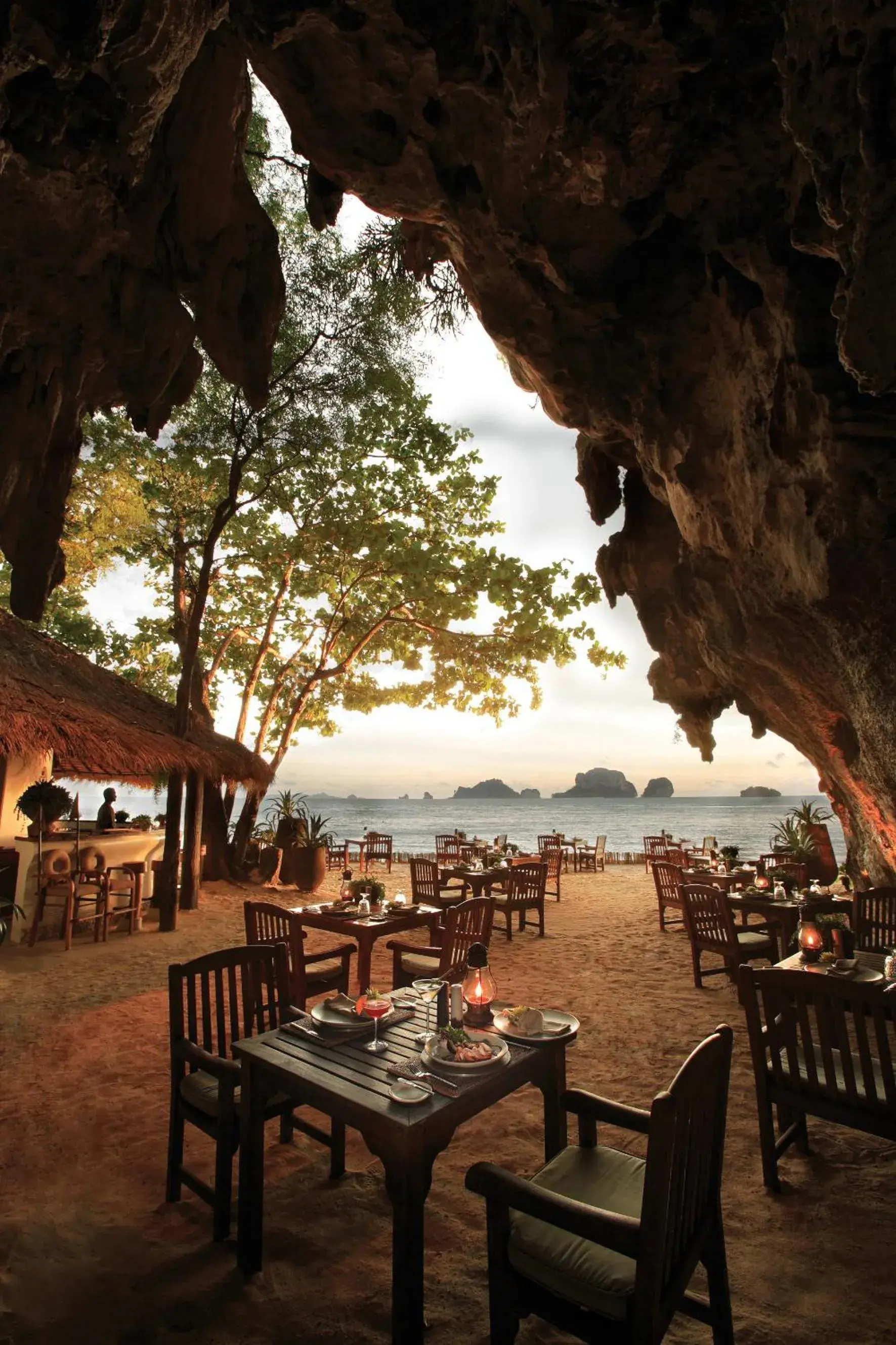 Restaurant/places to eat in Rayavadee Restaurant/places to eat in Rayavadee