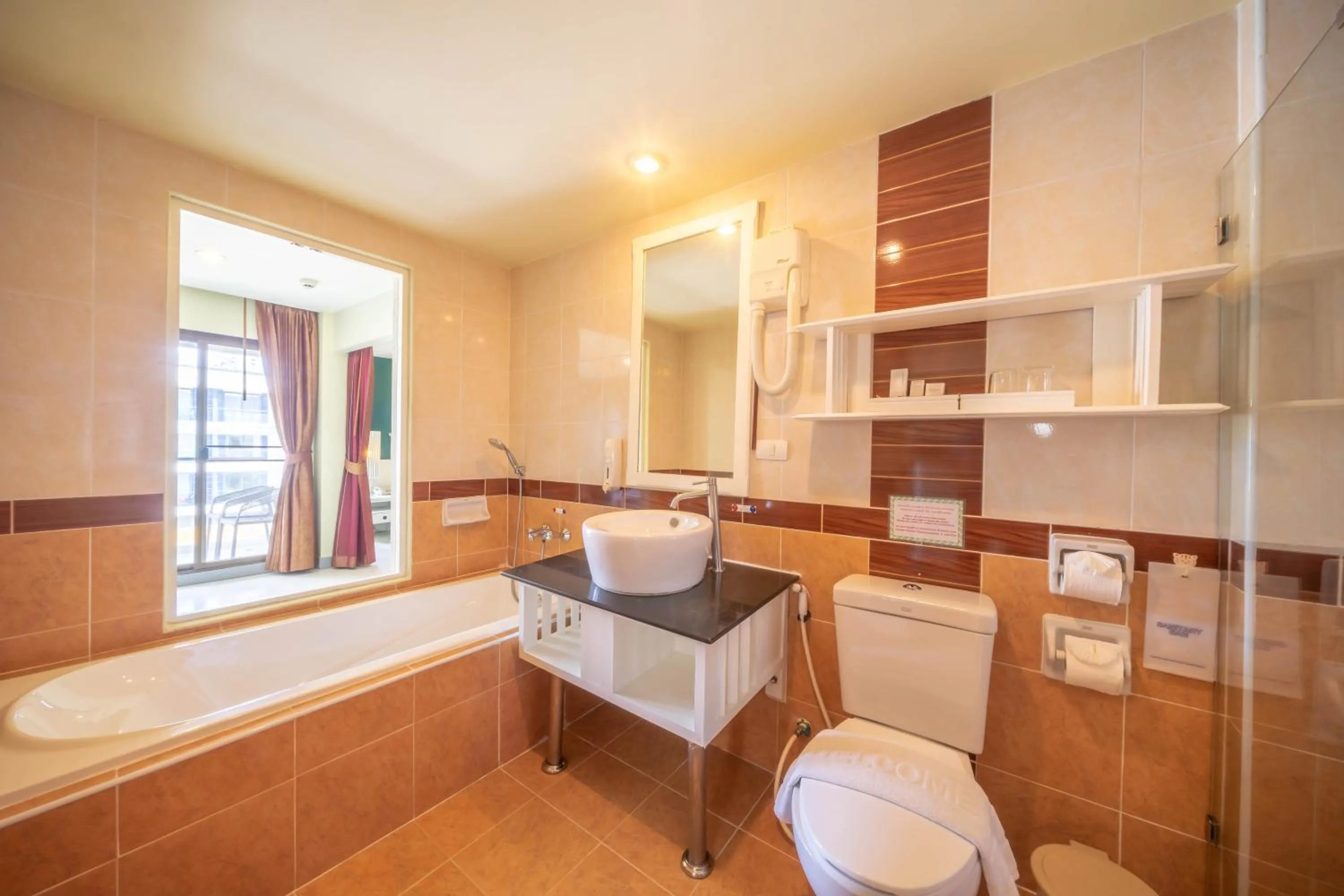 Bathroom in La Vintage Resort - Patong, Phuket