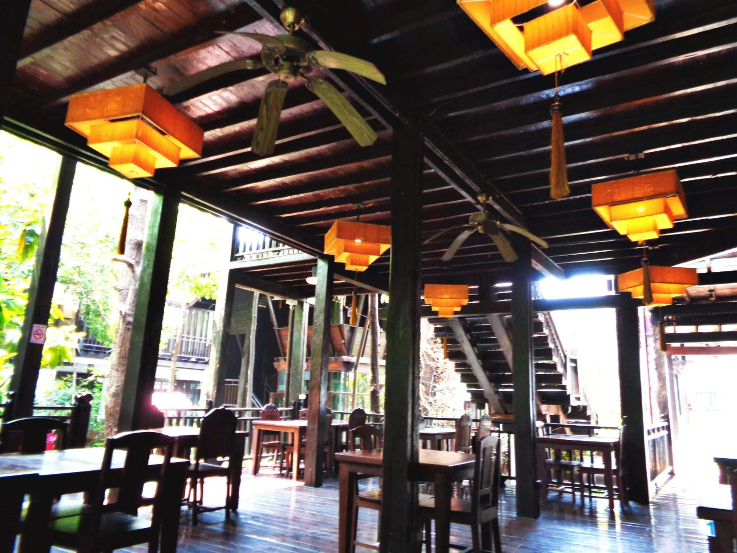 Restaurant/places to eat in Yantarasri Resort