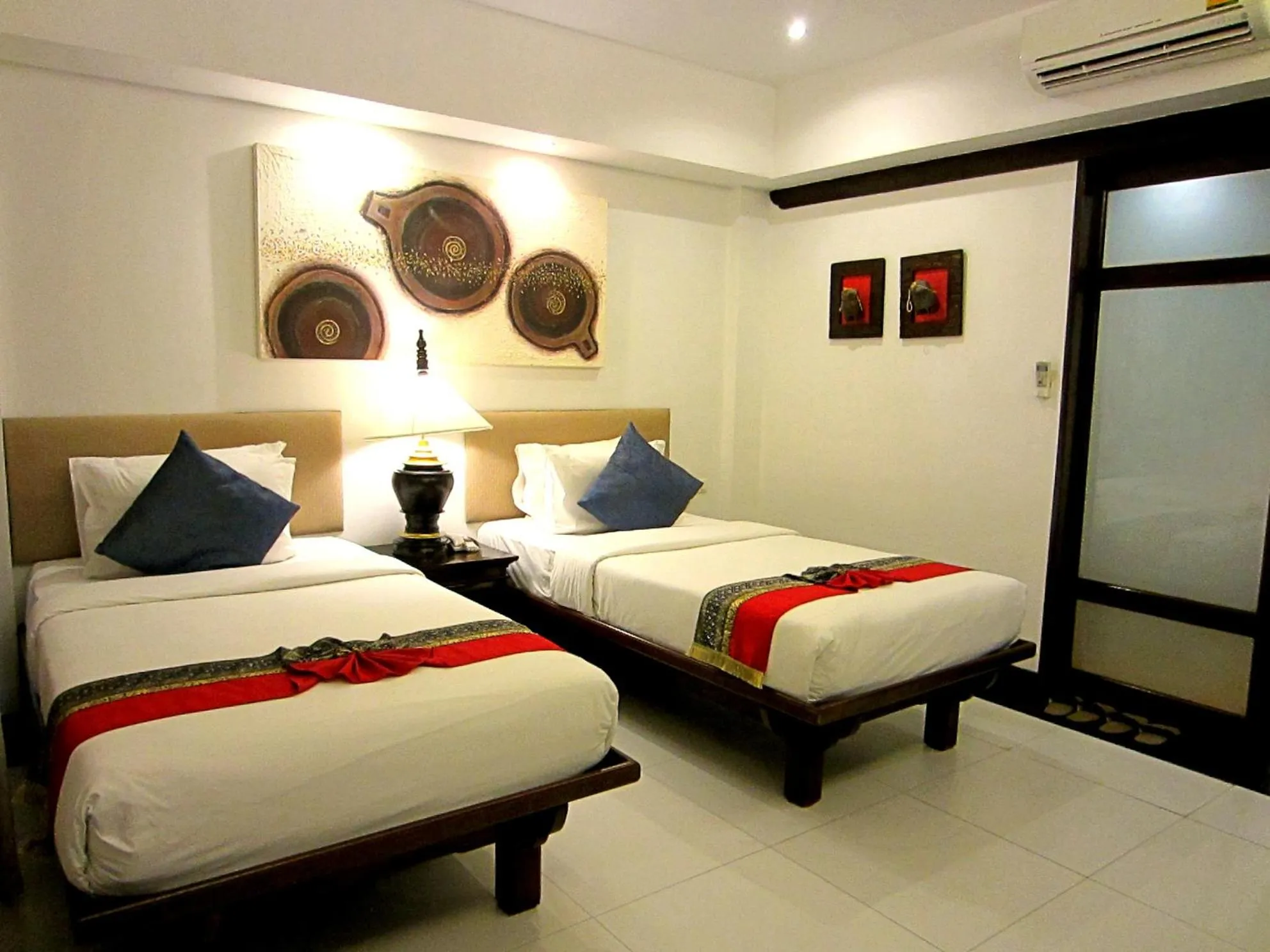 Bed in Yantarasri Resort