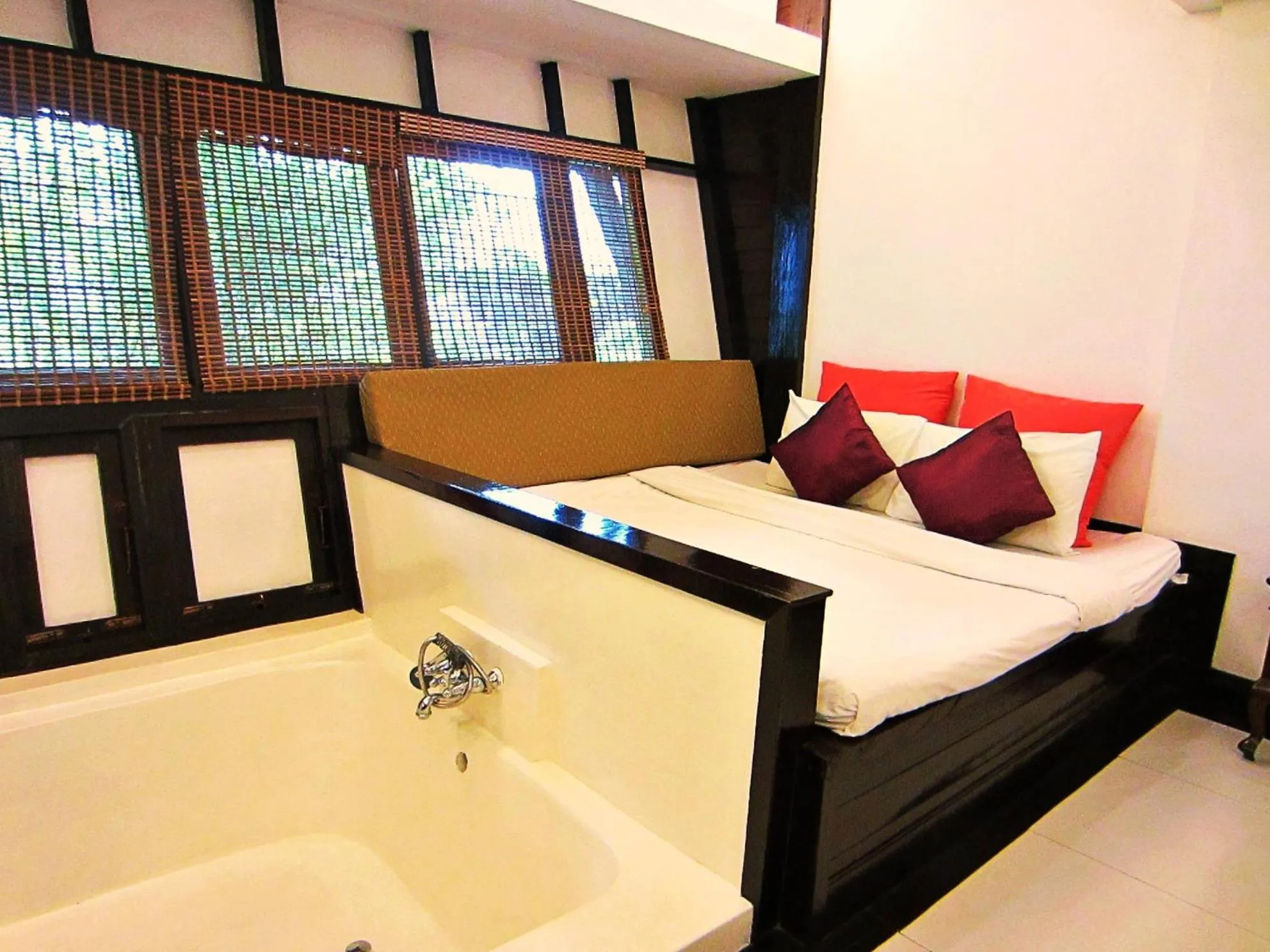 Bed in Yantarasri Resort