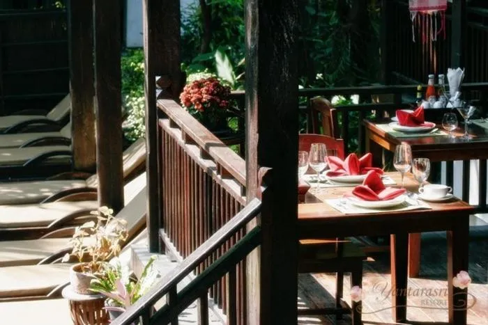 Food and drinks in Yantarasri Resort