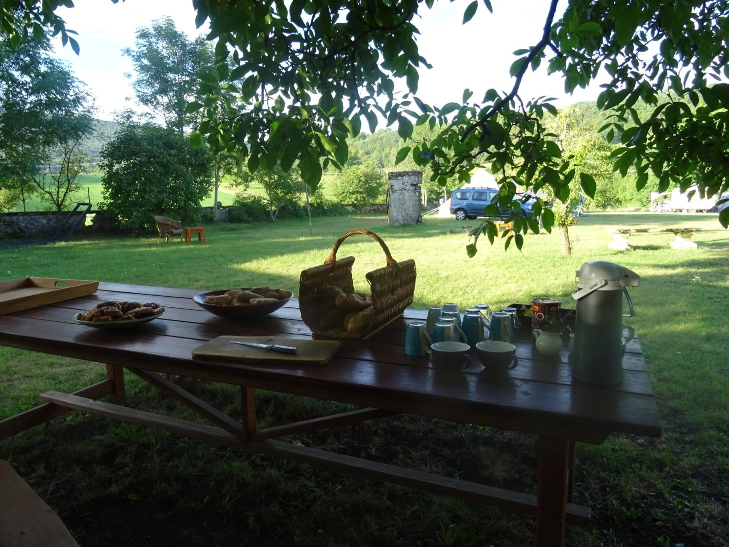 Property building in Goute la vie