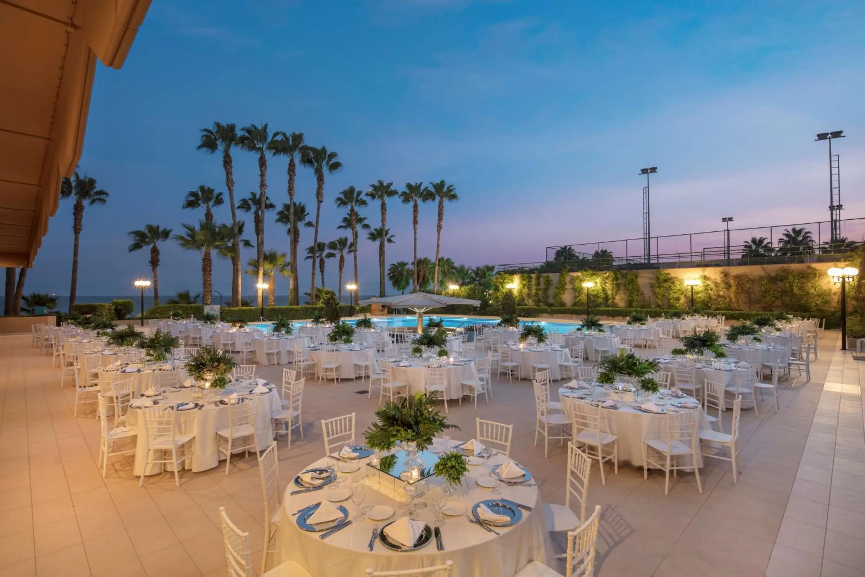 Pool view in Mersin HiltonSA Pool view in Mersin HiltonSA
