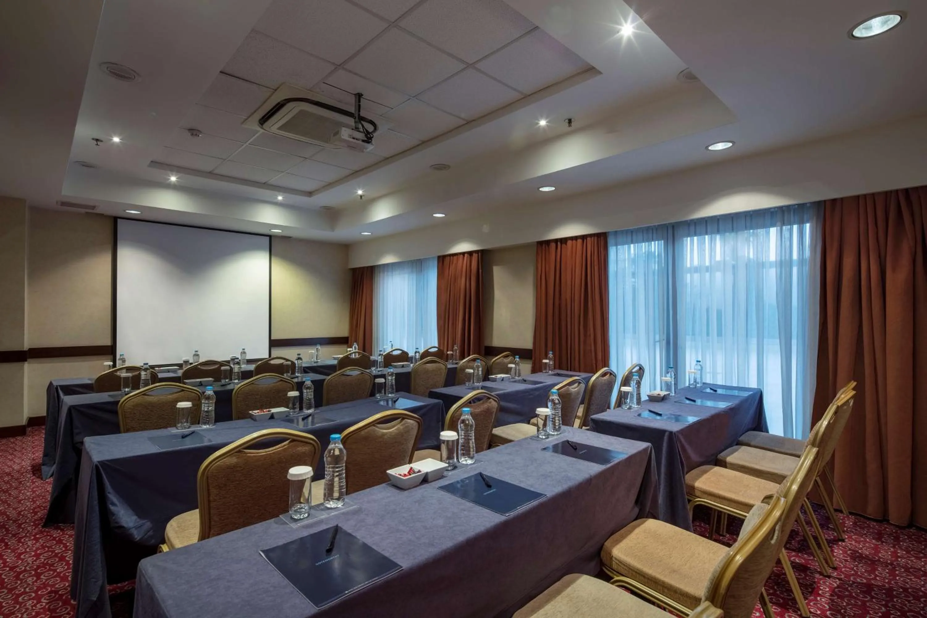 Meeting/conference room in Mersin HiltonSA
