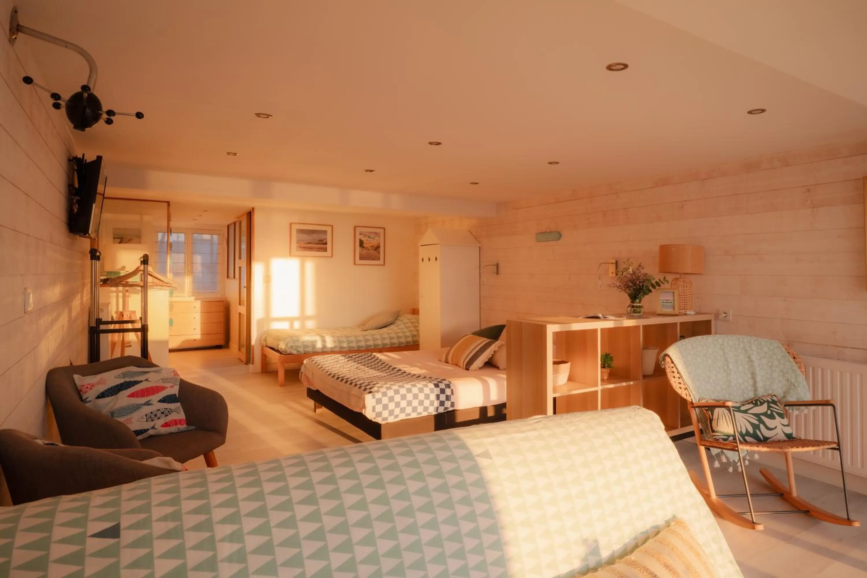 Photo of the whole room, Bed in Les Chambres d'Hôtes de la Mer