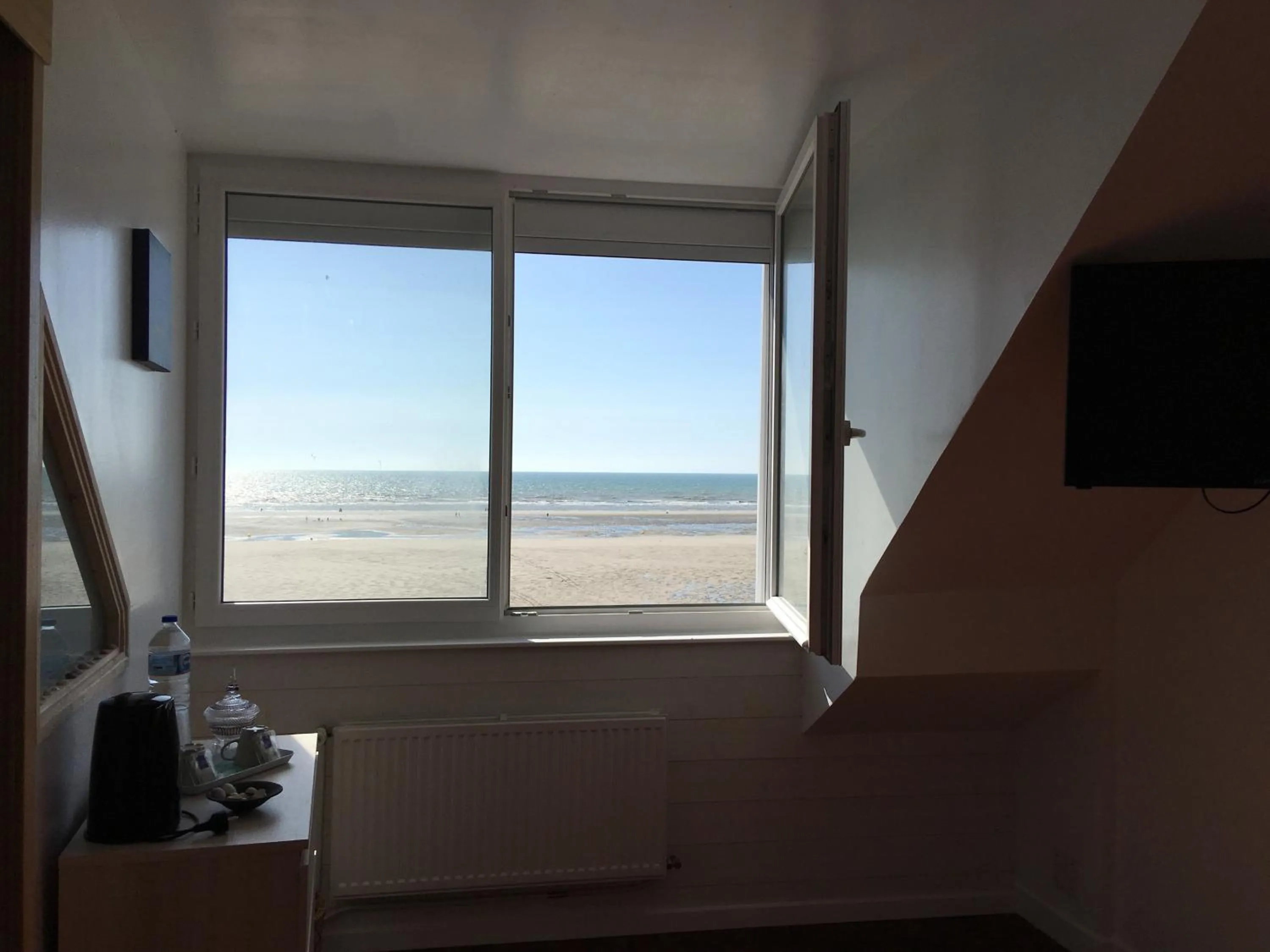 Sea view in Les Chambres d'Hôtes de la Mer